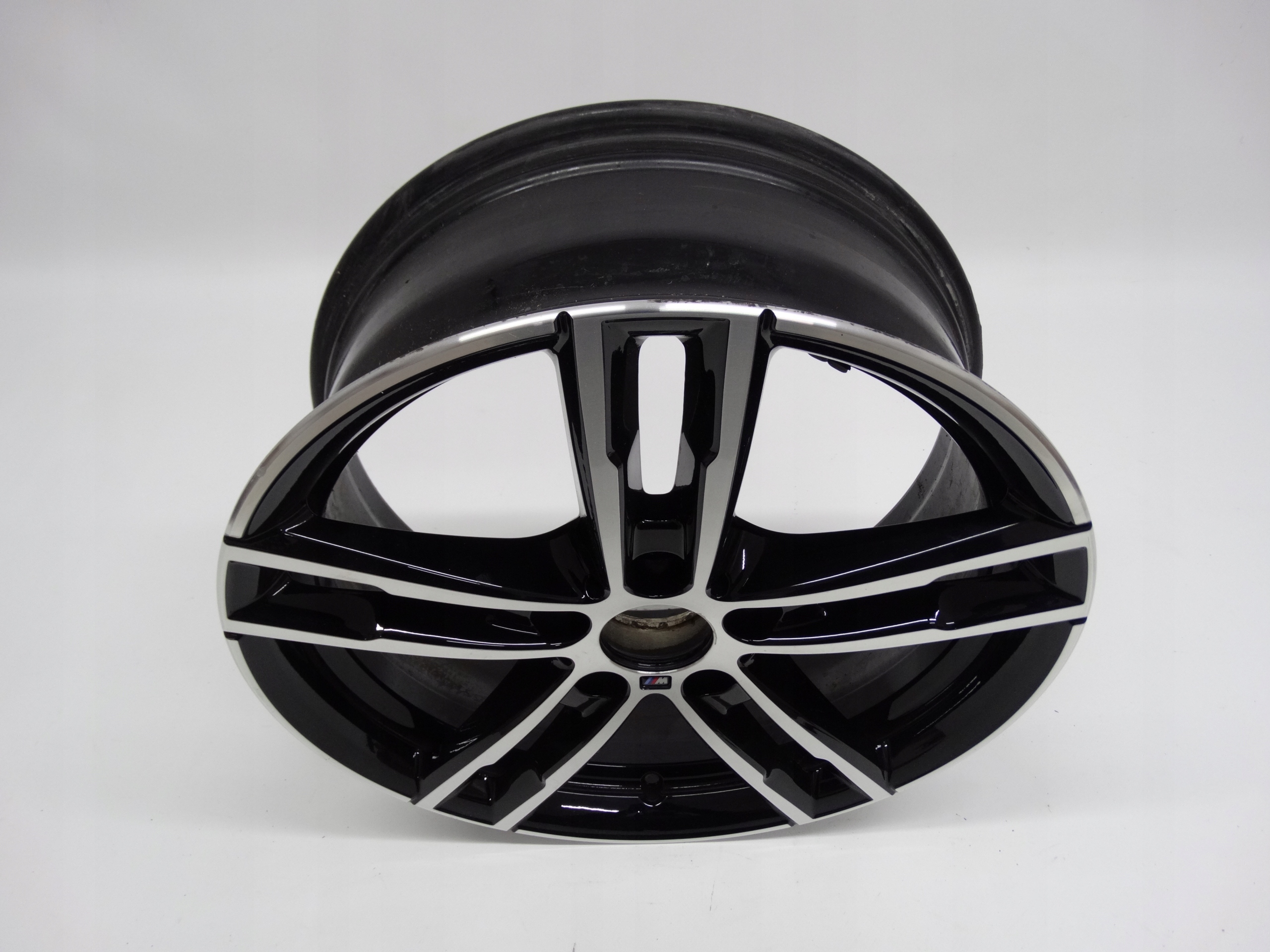 Second image of BMW 1 F20 F21 F23 felga 18 cali przednia 8009701 oryginalna