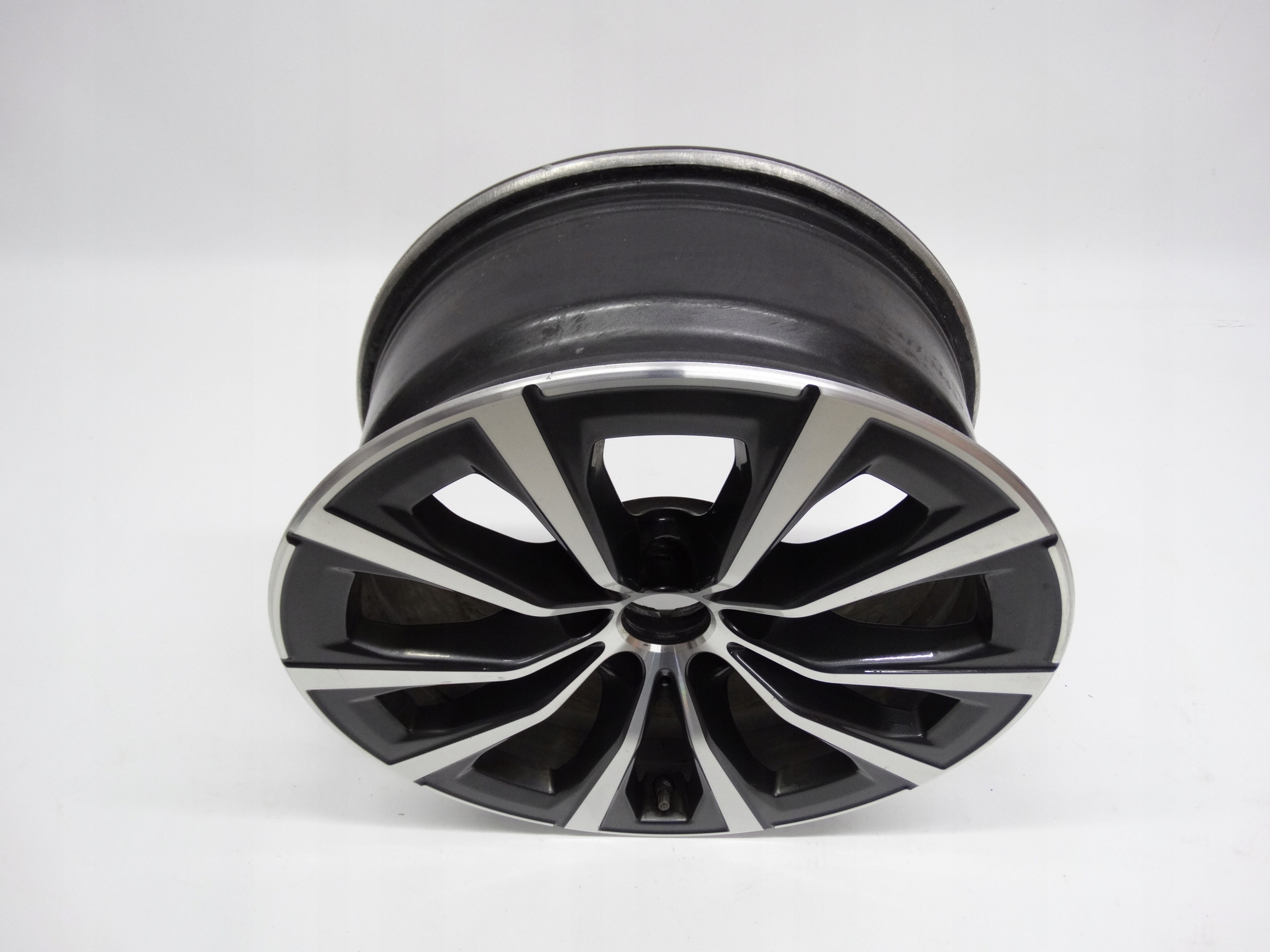 Second image of BMW 3 G20 G21 felga 17 cali 6883517 oryginalna