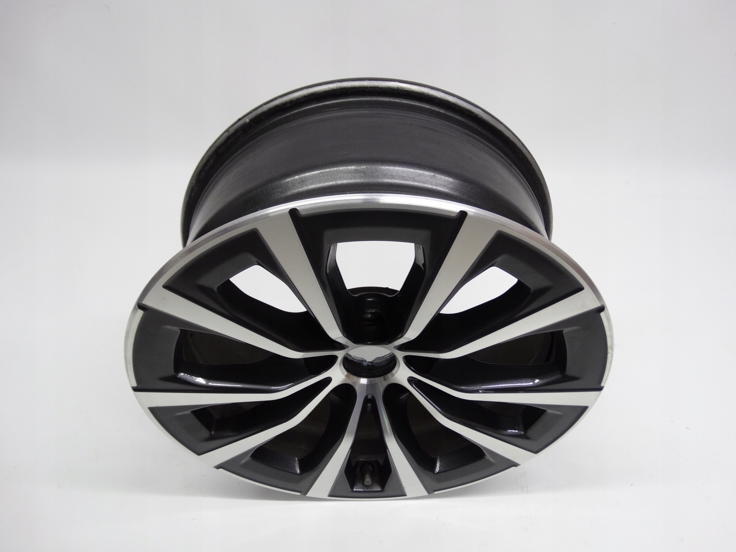 Second image of BMW 3 G20 G21 felga 17 cali 6883517 oryginalna