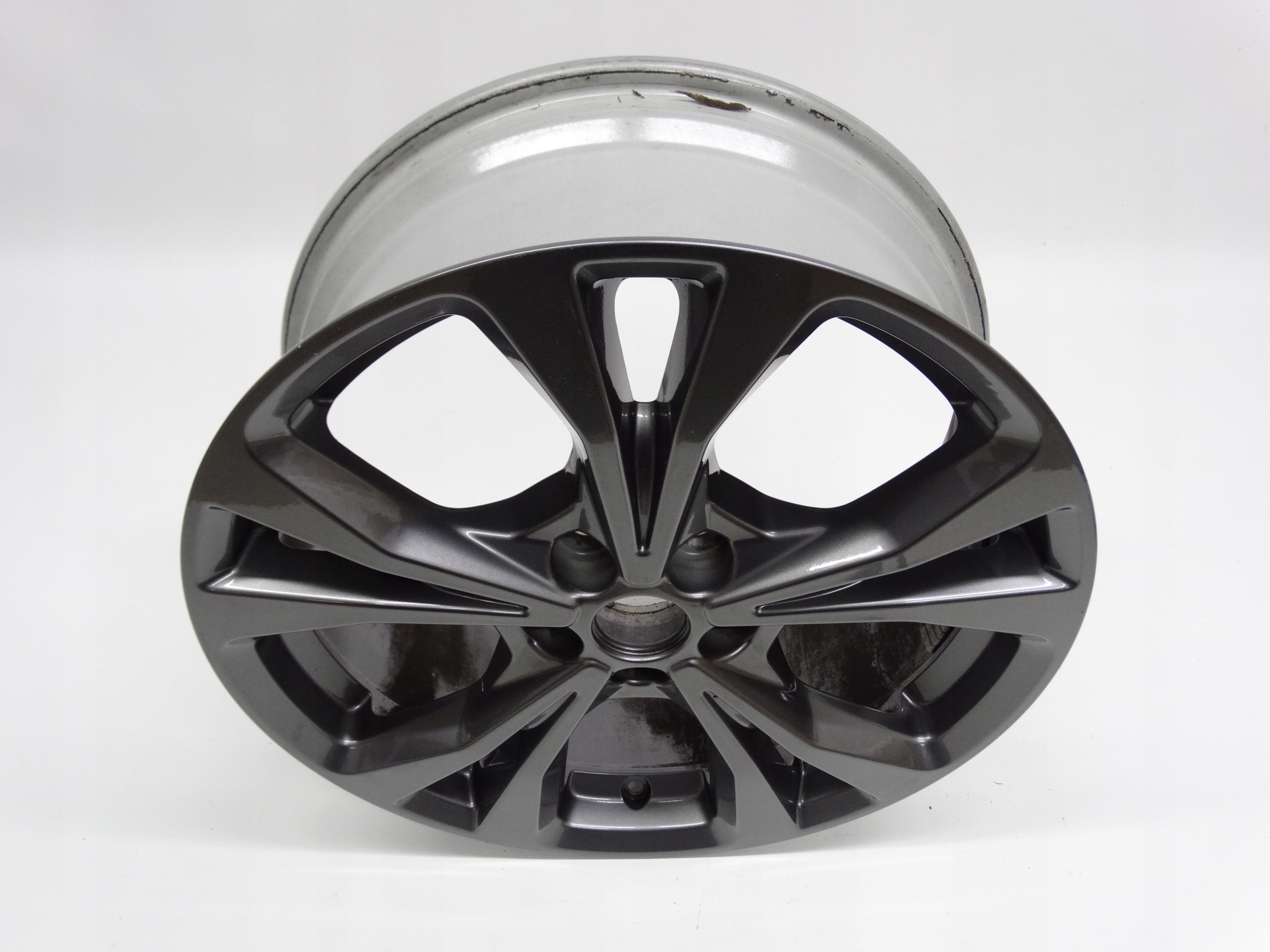 Second image of Ford Kuga Mk3 ST-Line felga 18 cali LV4C-N2B oryginalne