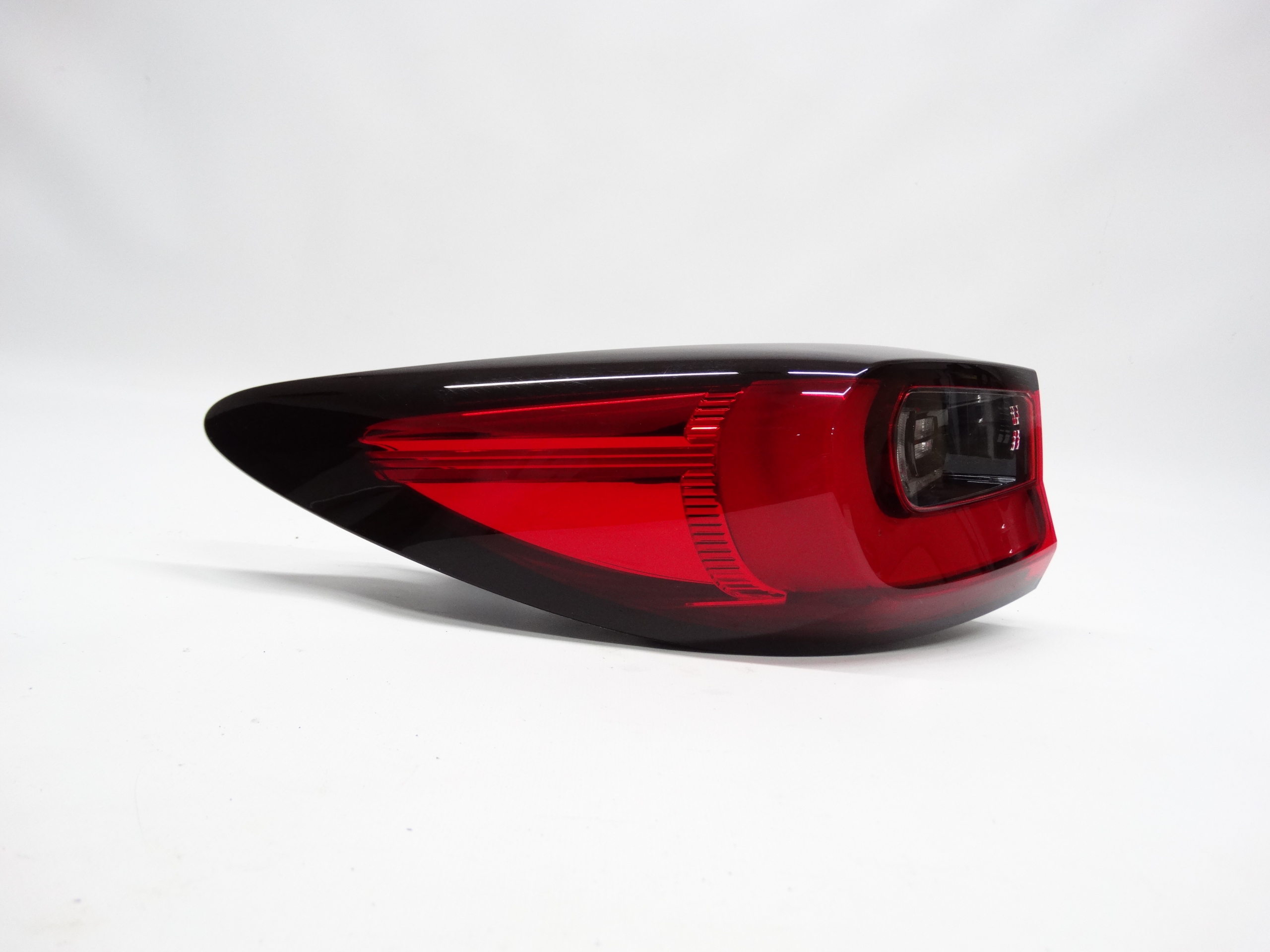 Second image of Mazda CX-60 22- lampa tylna lewa KBB451160 oryginalna