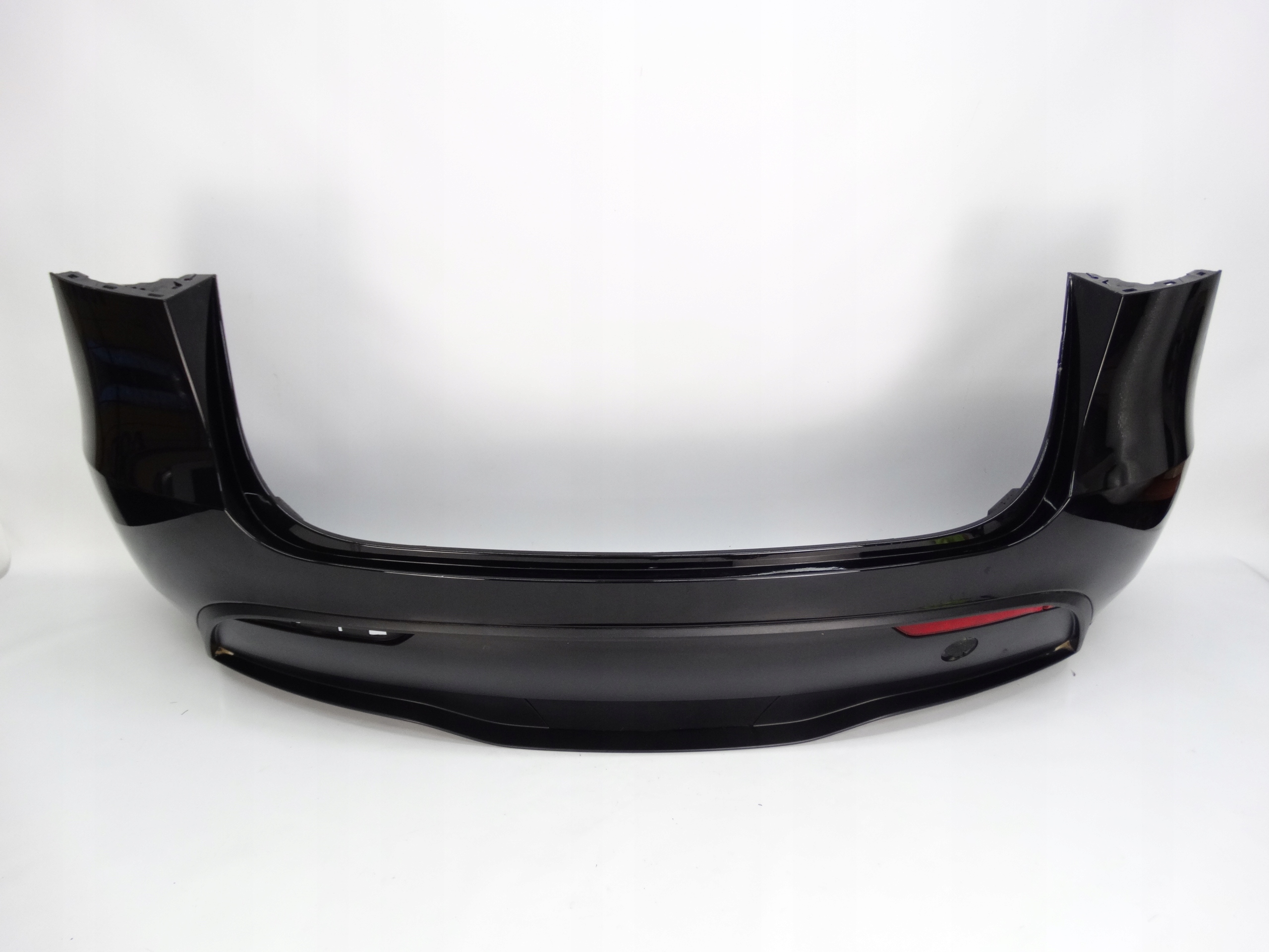 Second image of Tesla Model Y 2020+ zderzak tylny oryginalny 1487995-00-B bez PDC