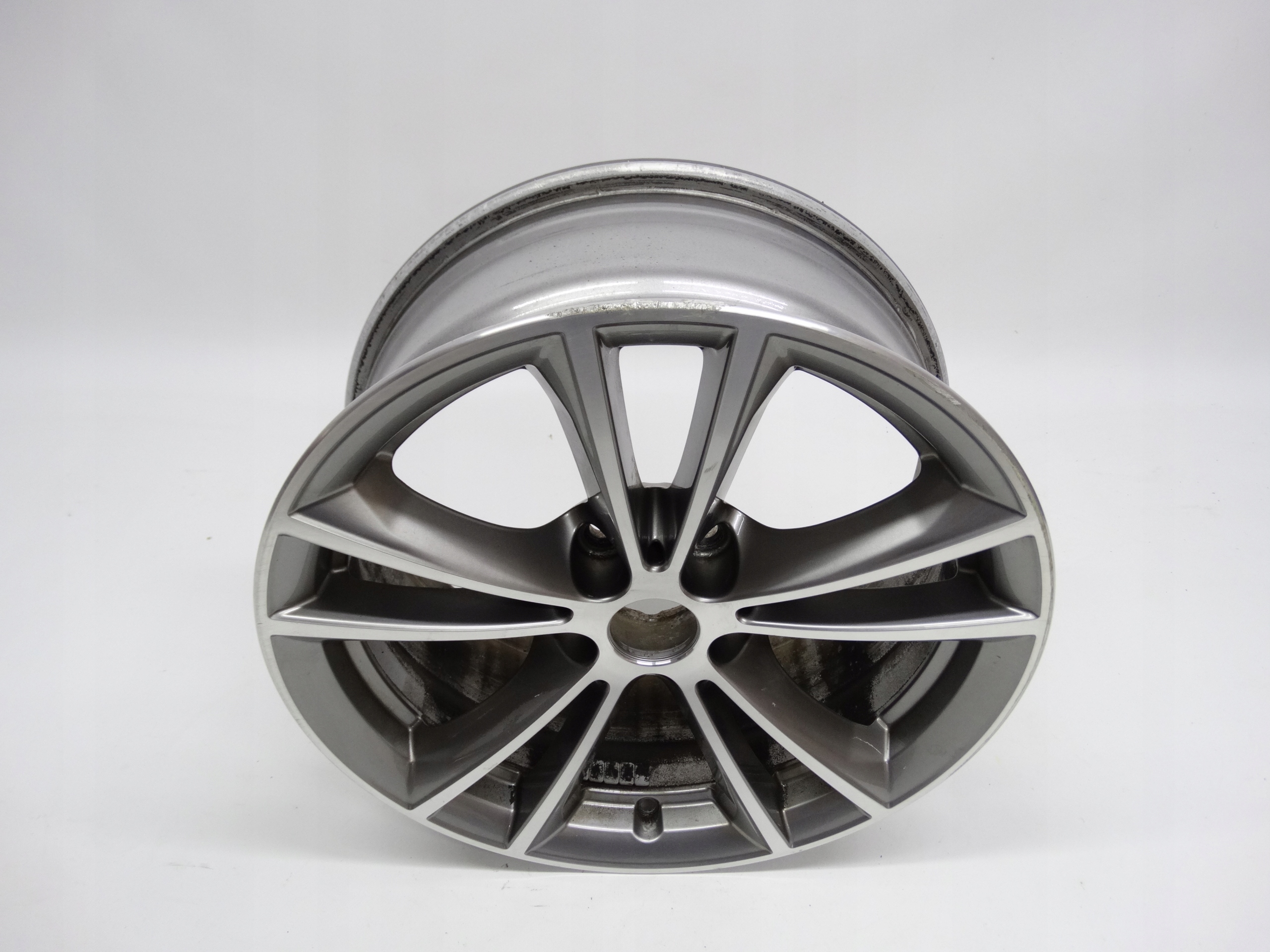 Second image of BMW 5 G30 G31 felga 17 cali 6863417 oryginalna