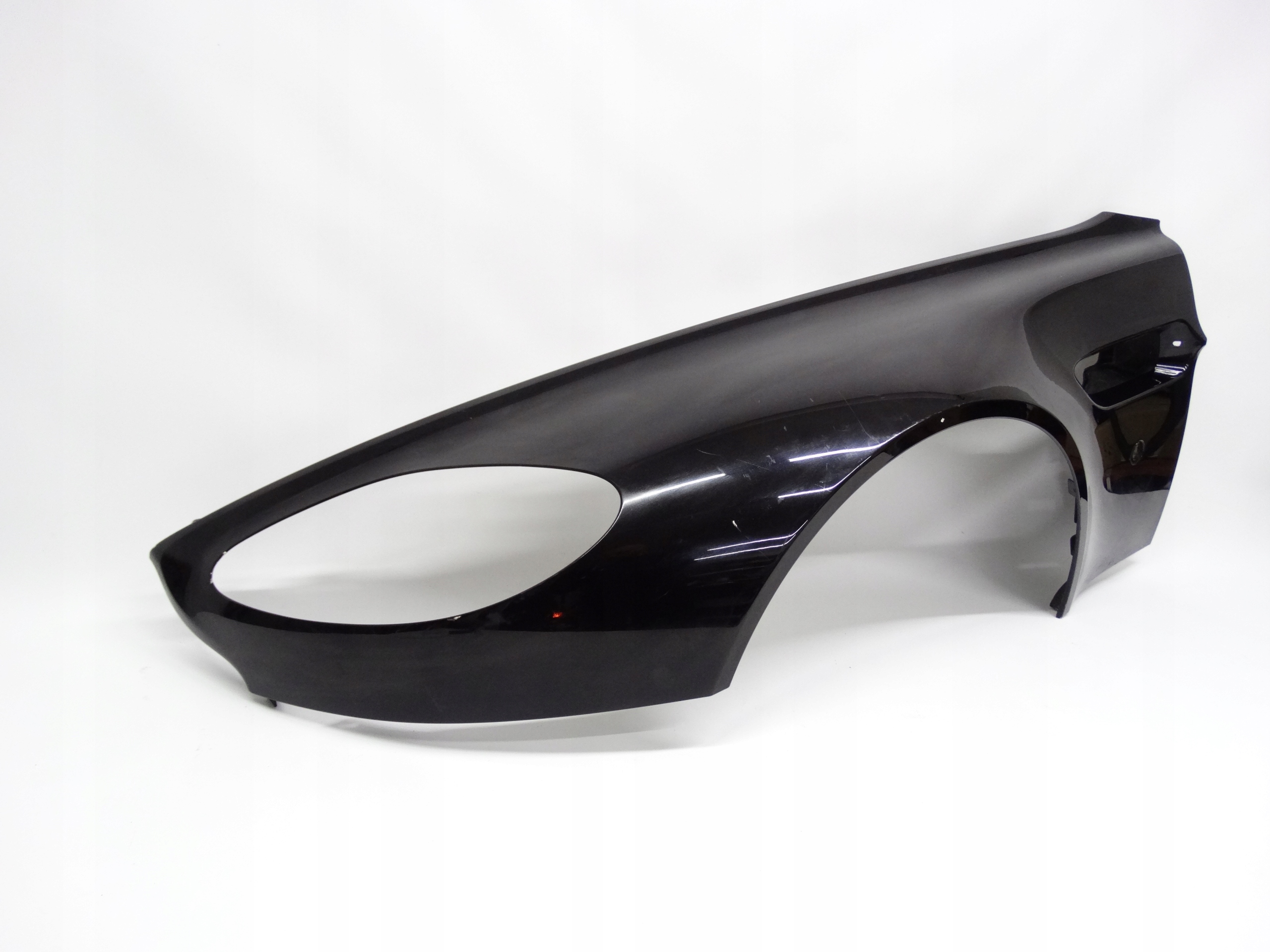 Second image of Aston Martin V8 Vantage I 05-17 błotnik lewy przedni 6G33-16006 oryginalny