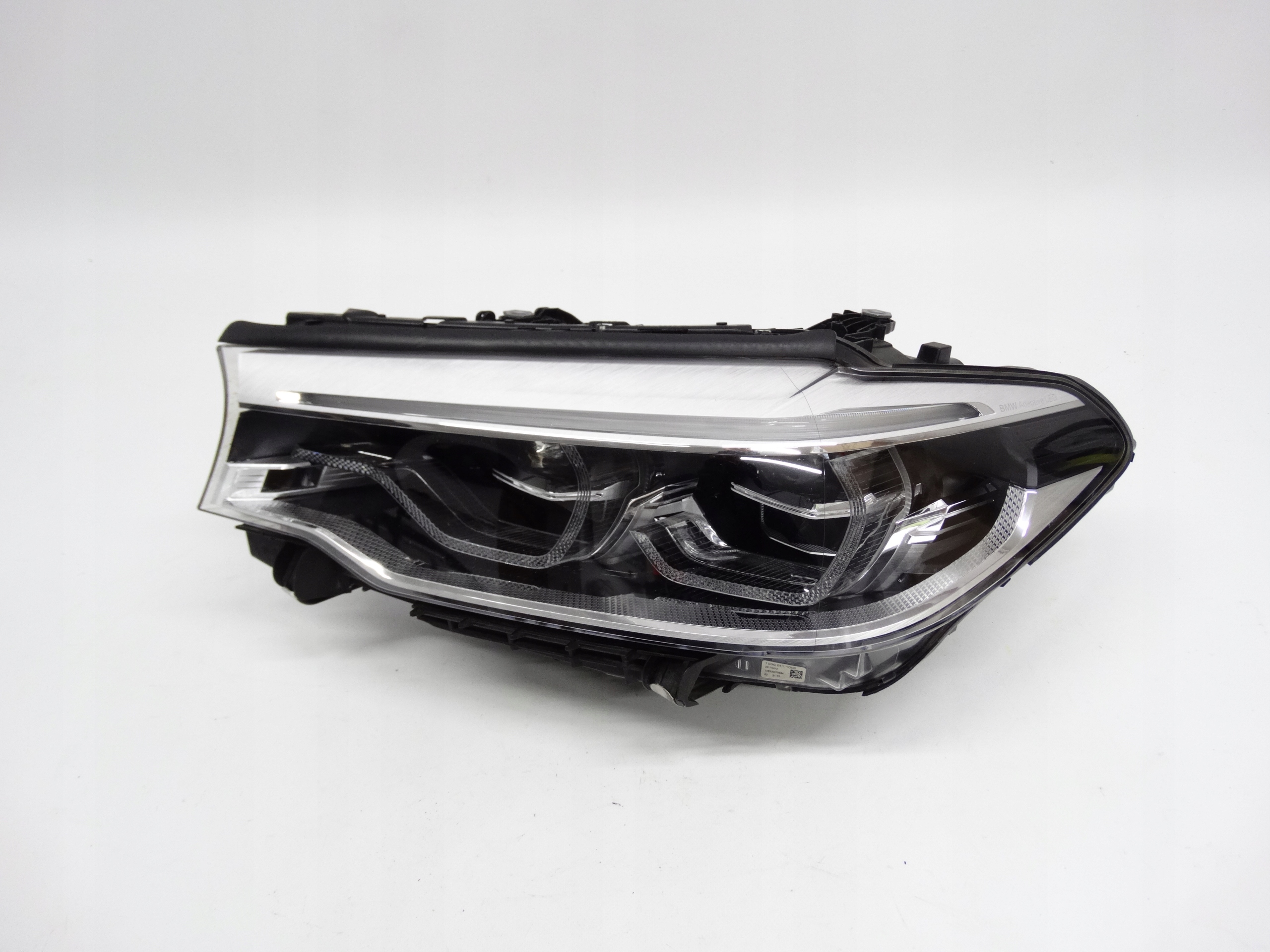Second image of BMW 5 G30 17-20 lampa lewa Adaptive LED 7439193 oryginalna