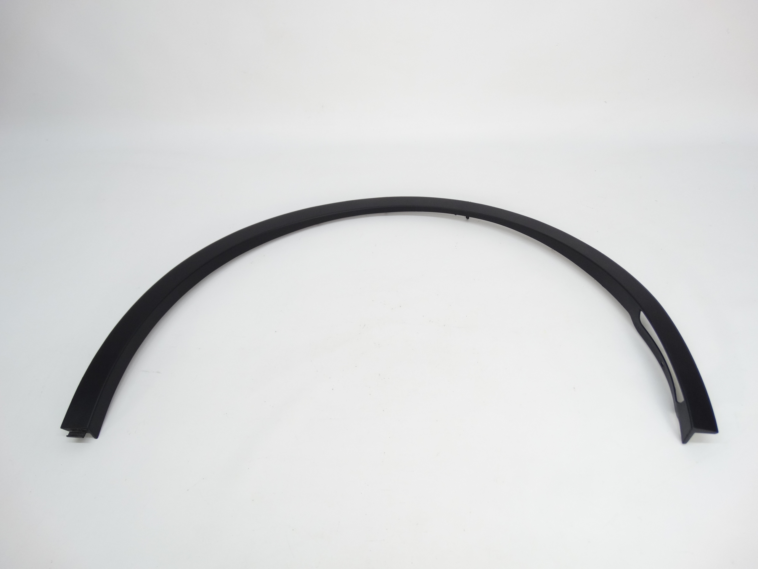 Second image of Tesla Y 20- listwa błotnika prawa przednia 1658696-00-A oryginalna