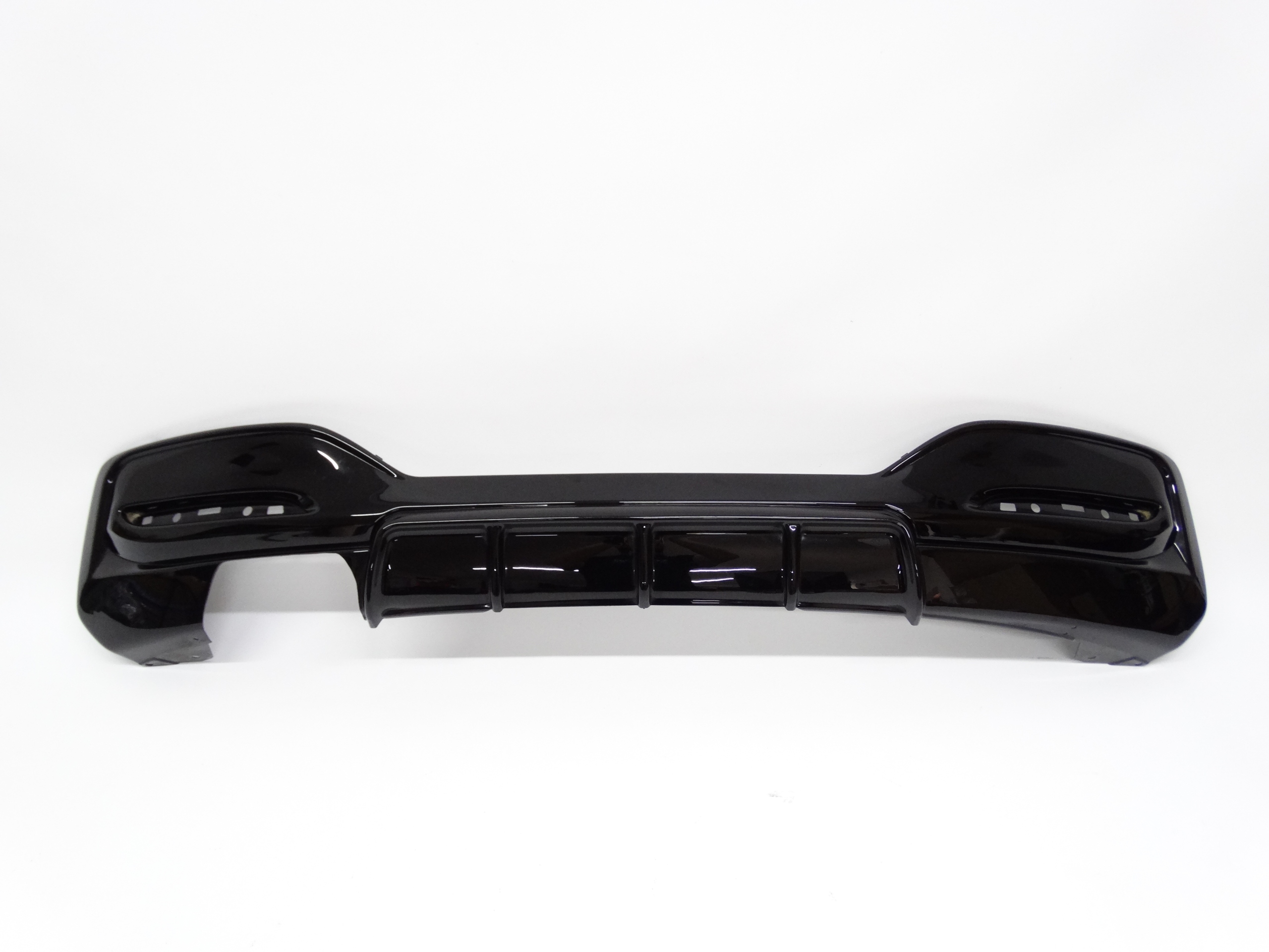 Second image of BMW F20 lift F21 LCI 15-19 spoiler zderzaka tylnego MorVision MV20200067