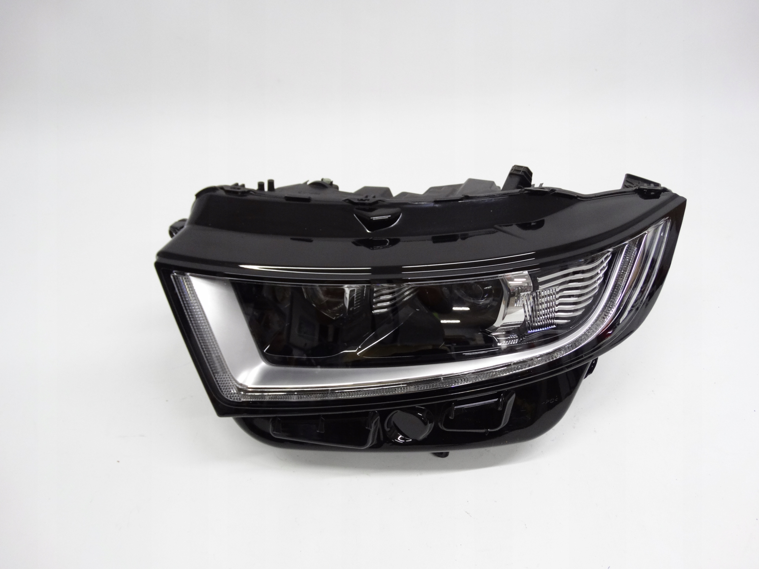 Second image of Ford Edge II 16-18 lampa lewa Full LED FK7B-13W030-CG oryginalna