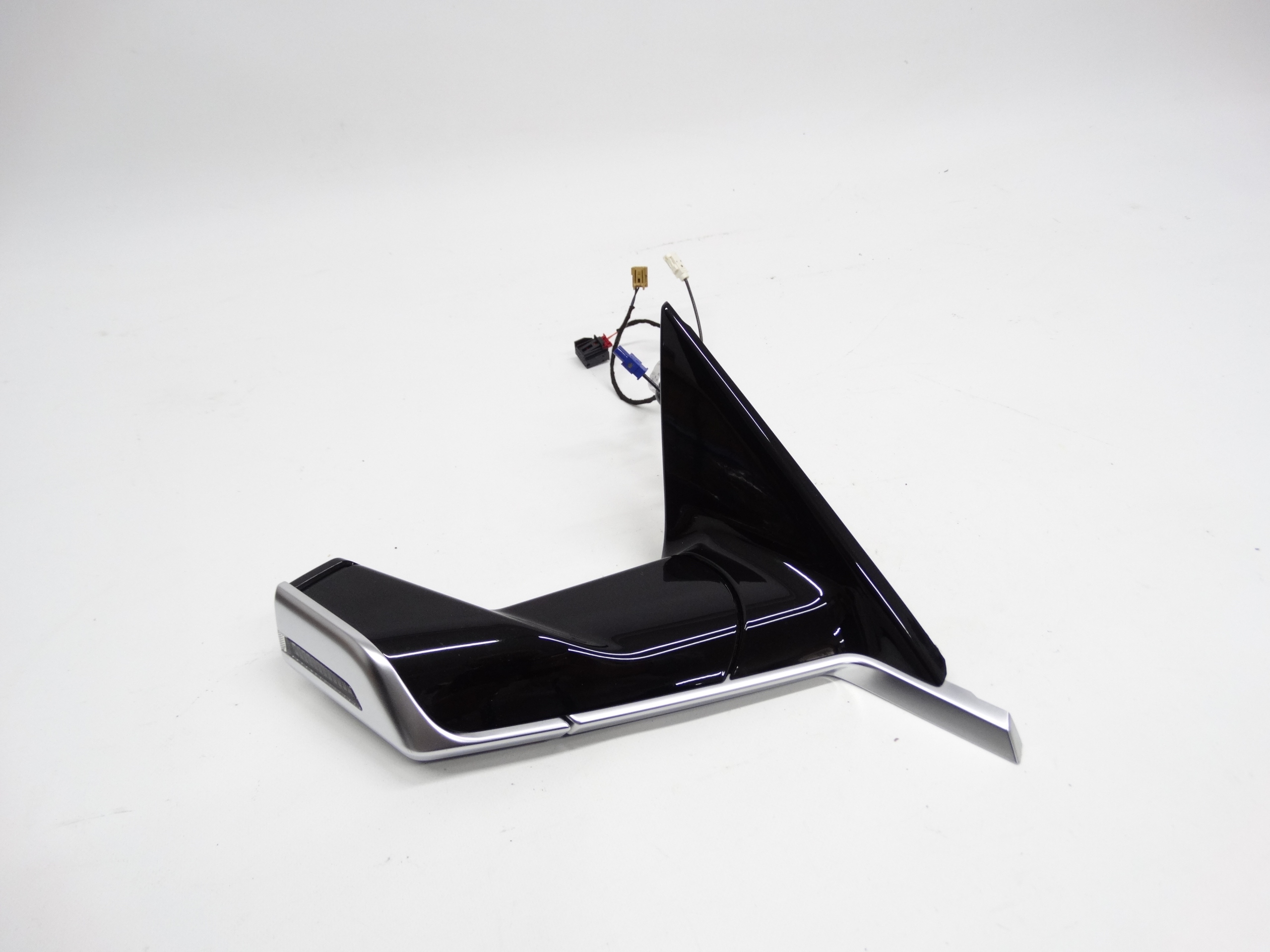 Second image of Audi Q8 E-Tron lusterko prawe 2x kamera 2+1+1+2 PIN Europa 4KE857410G