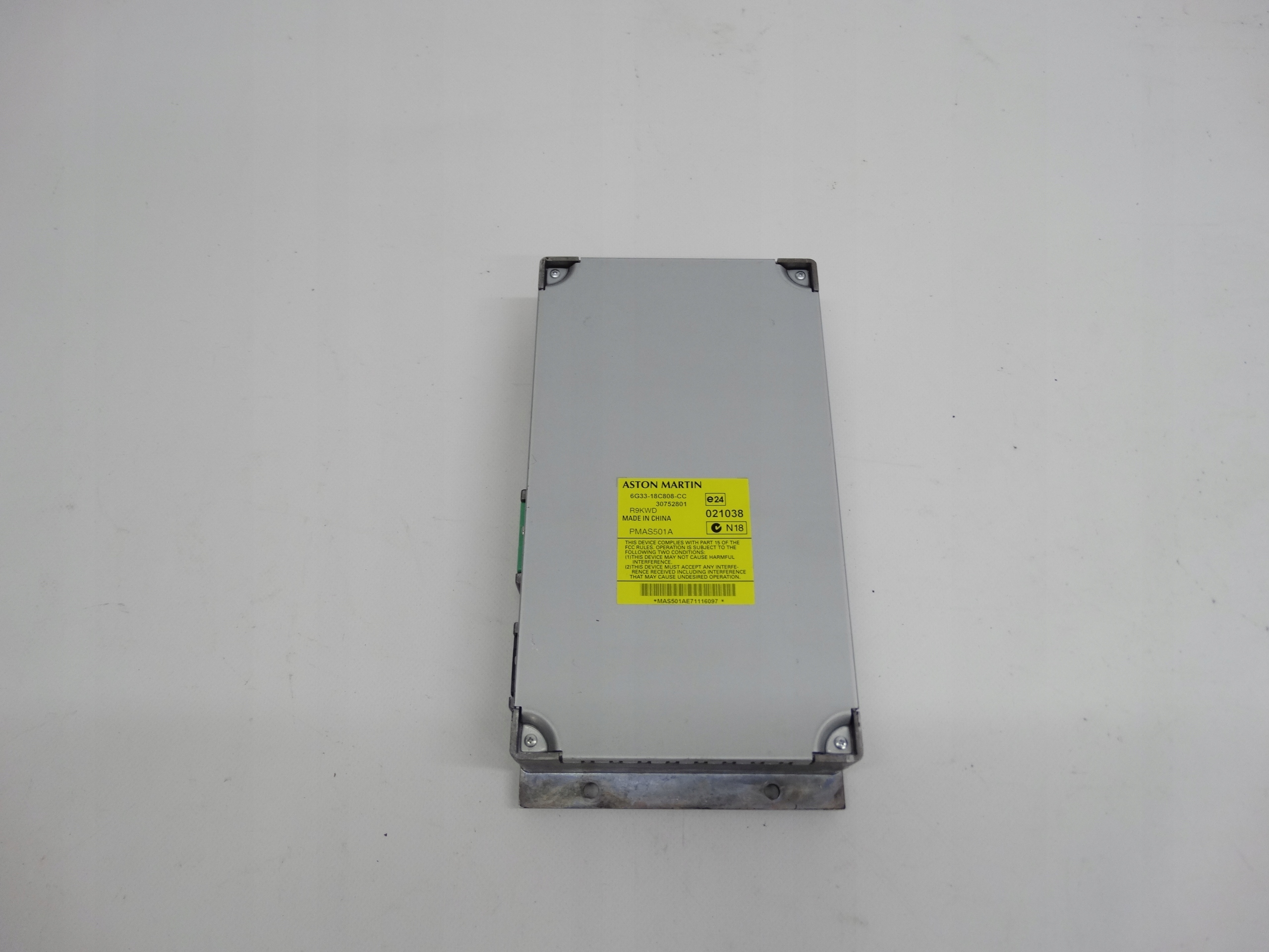 Second image of Aston Martin DB9 DBS Virage Vantage wzmacniacz amplifier 6G33-18C808-CC