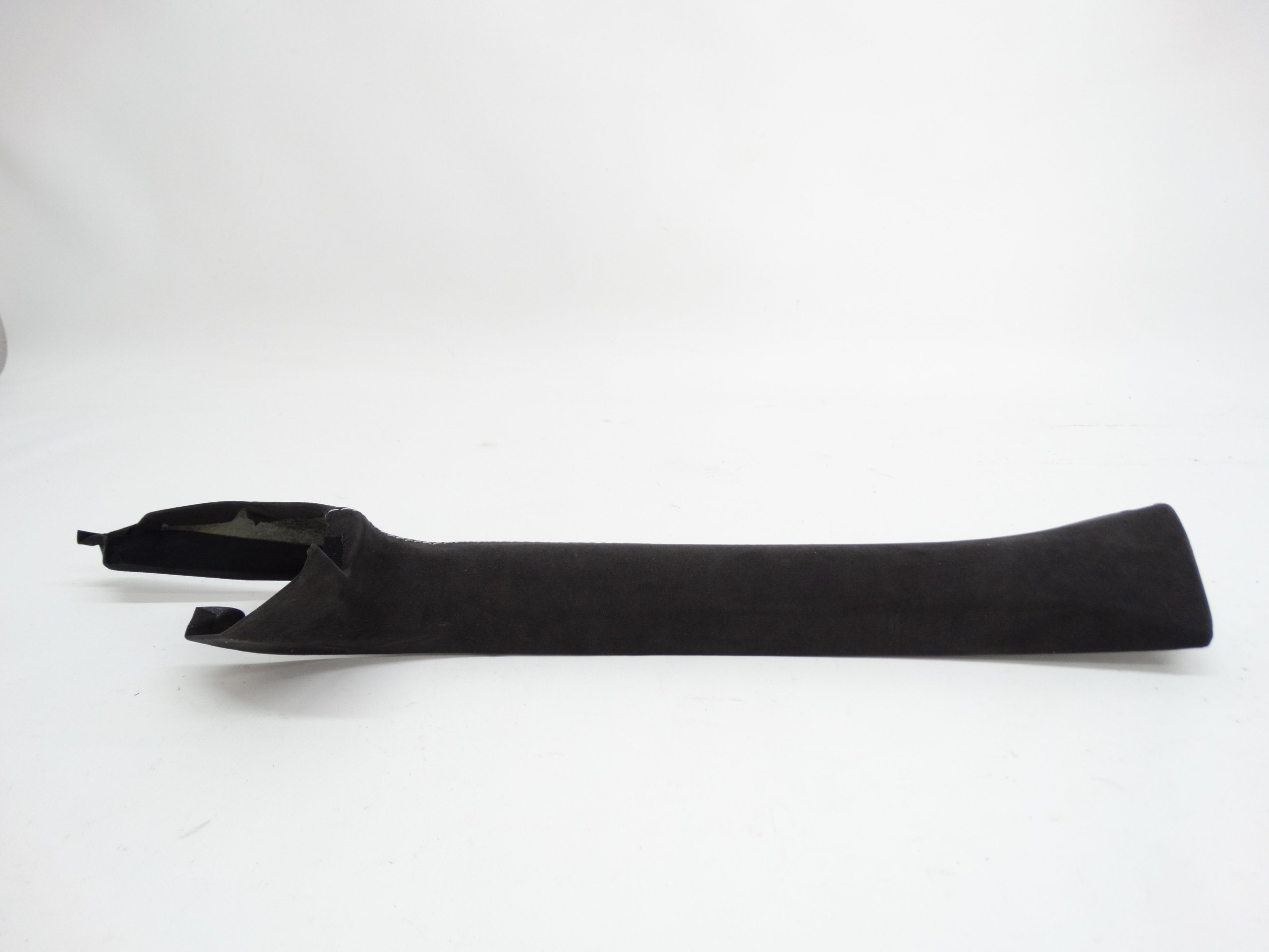 Second image of Aston Martin V8 Vantage osłona słupka A prawa przednia 6G33-L03512-AC