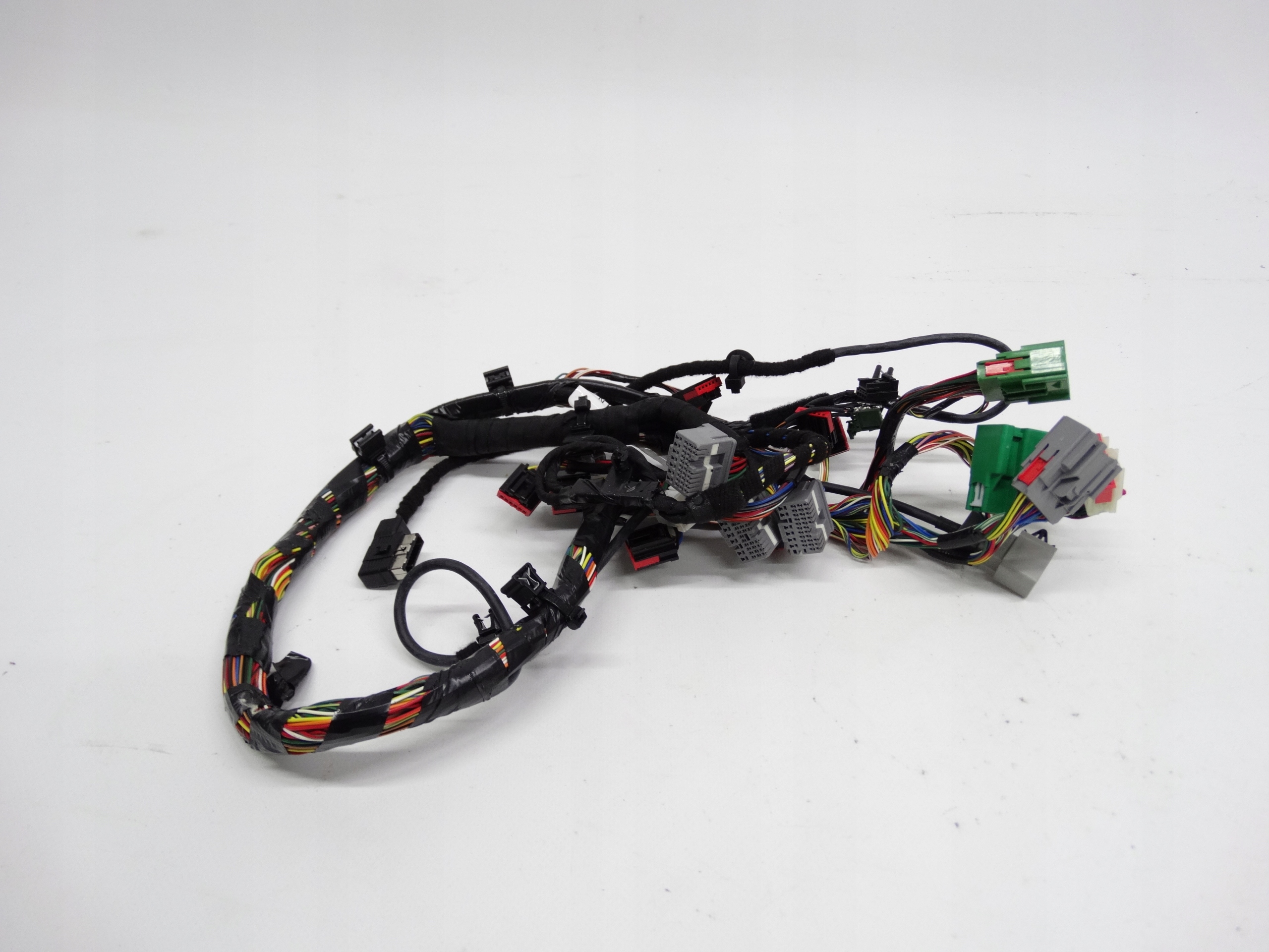 Second image of Aston Martin Vanquish wiązka centralna FD33-14B079-AA