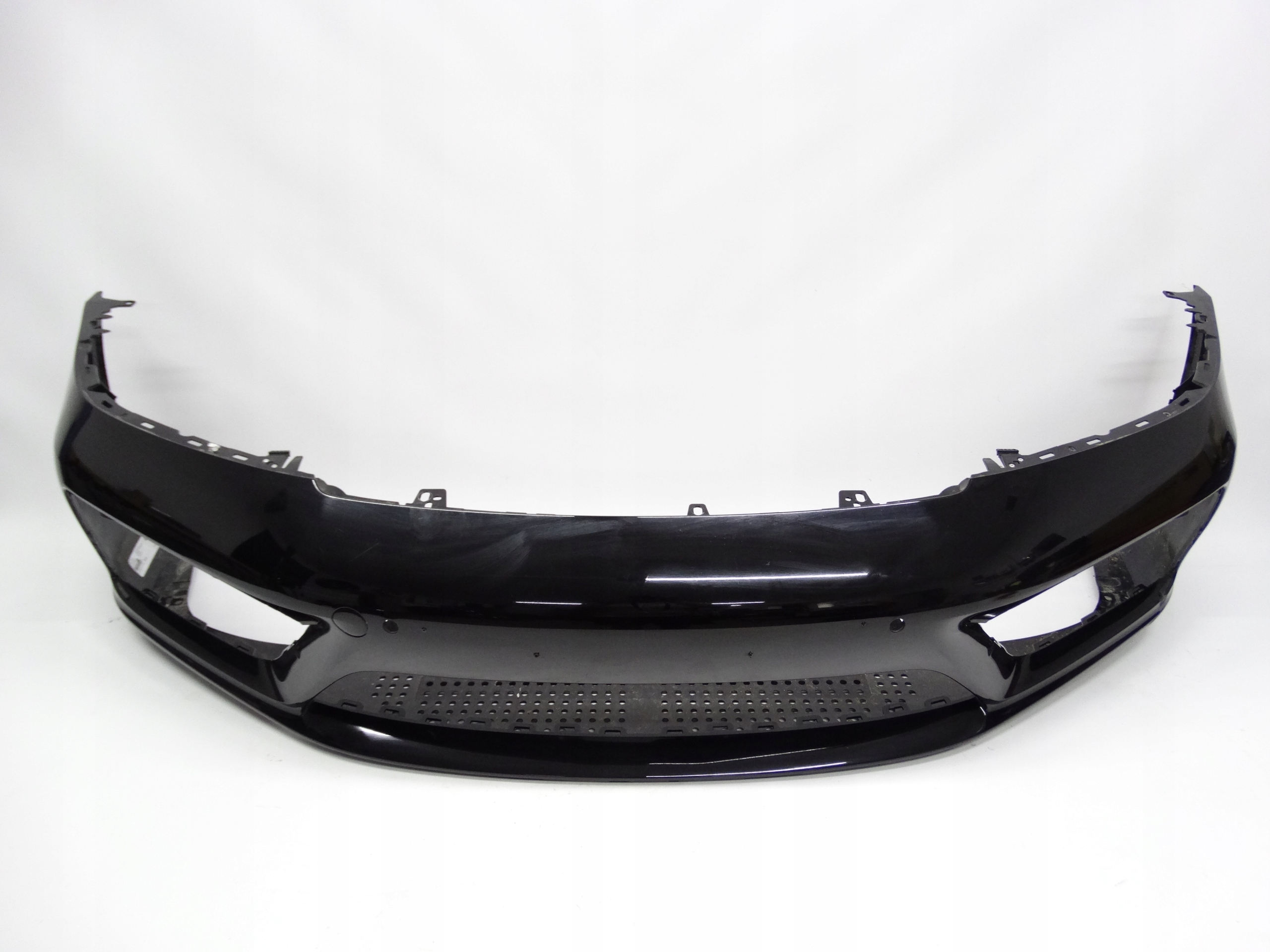 Second image of Porsche 911 Carrera 4 GTS 992 21+ zderzak przedni 992807221K oryginalny