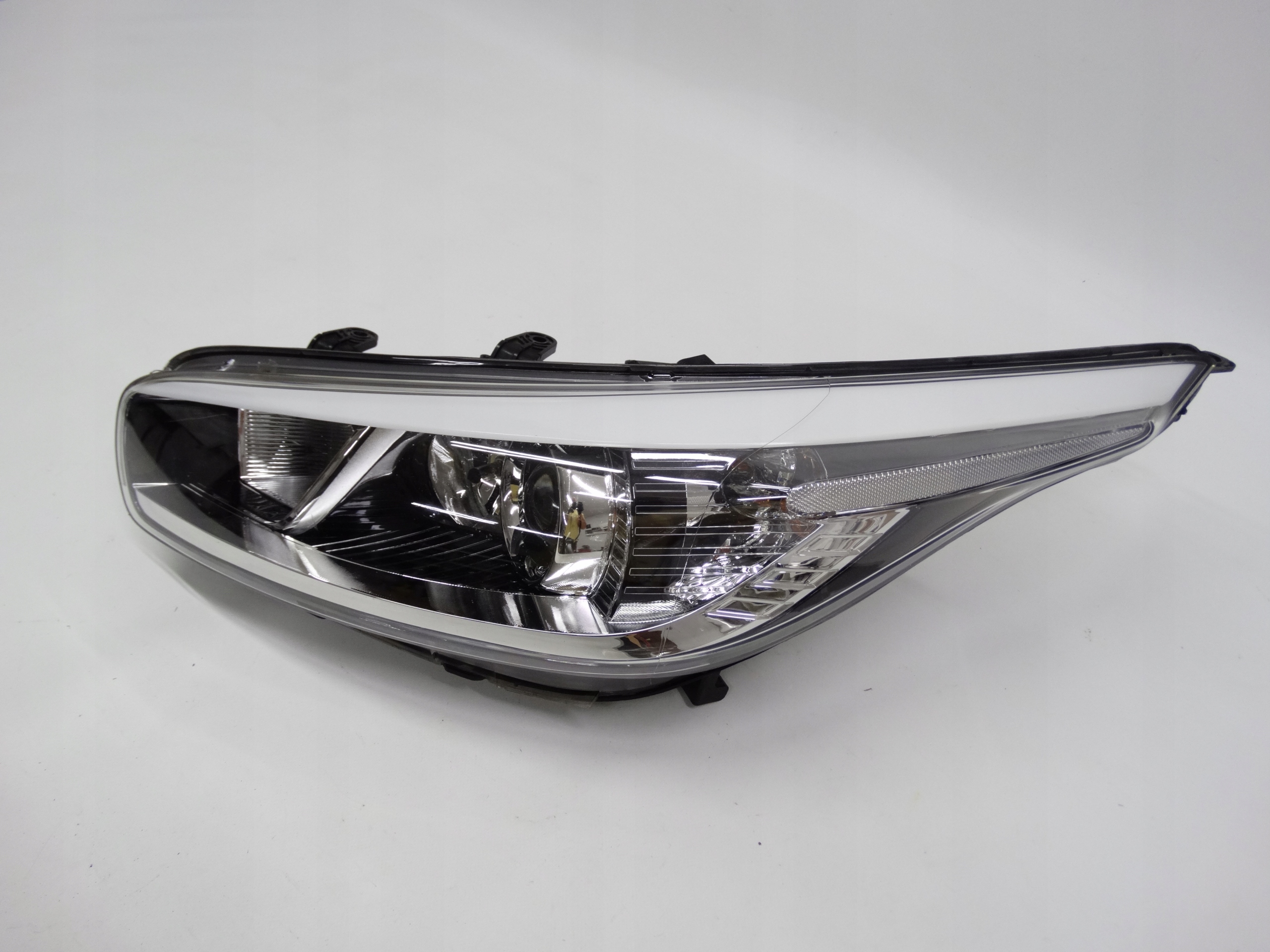 Second image of Kia Ceed II 13-18 lampa lewa zwykła bez LED 92101-A2000 oryginalna