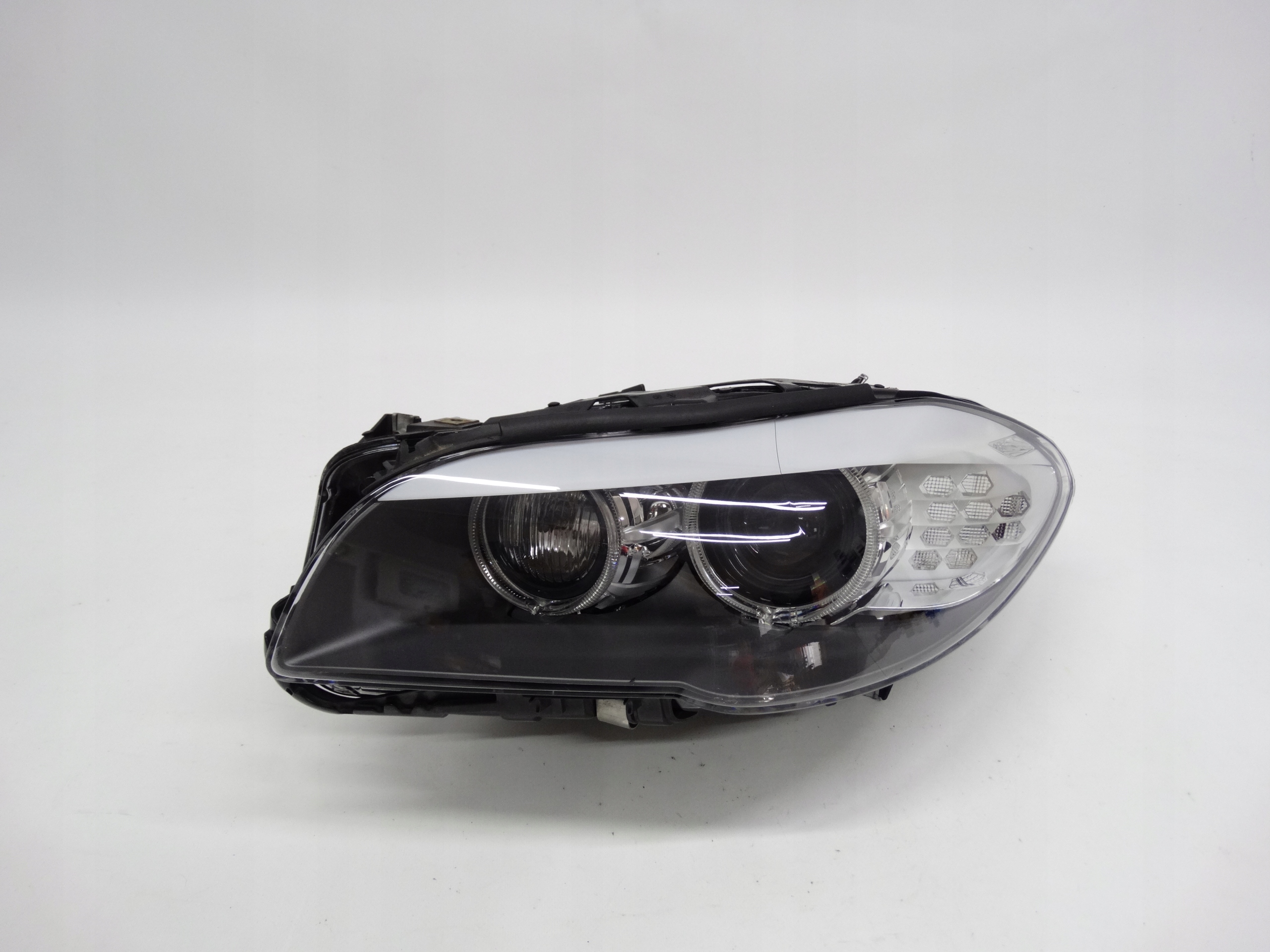 Second image of BMW 5 F10 F11 10-14 lampa lewa Bi-Xenon skrętny Dynamic + LED 7203251