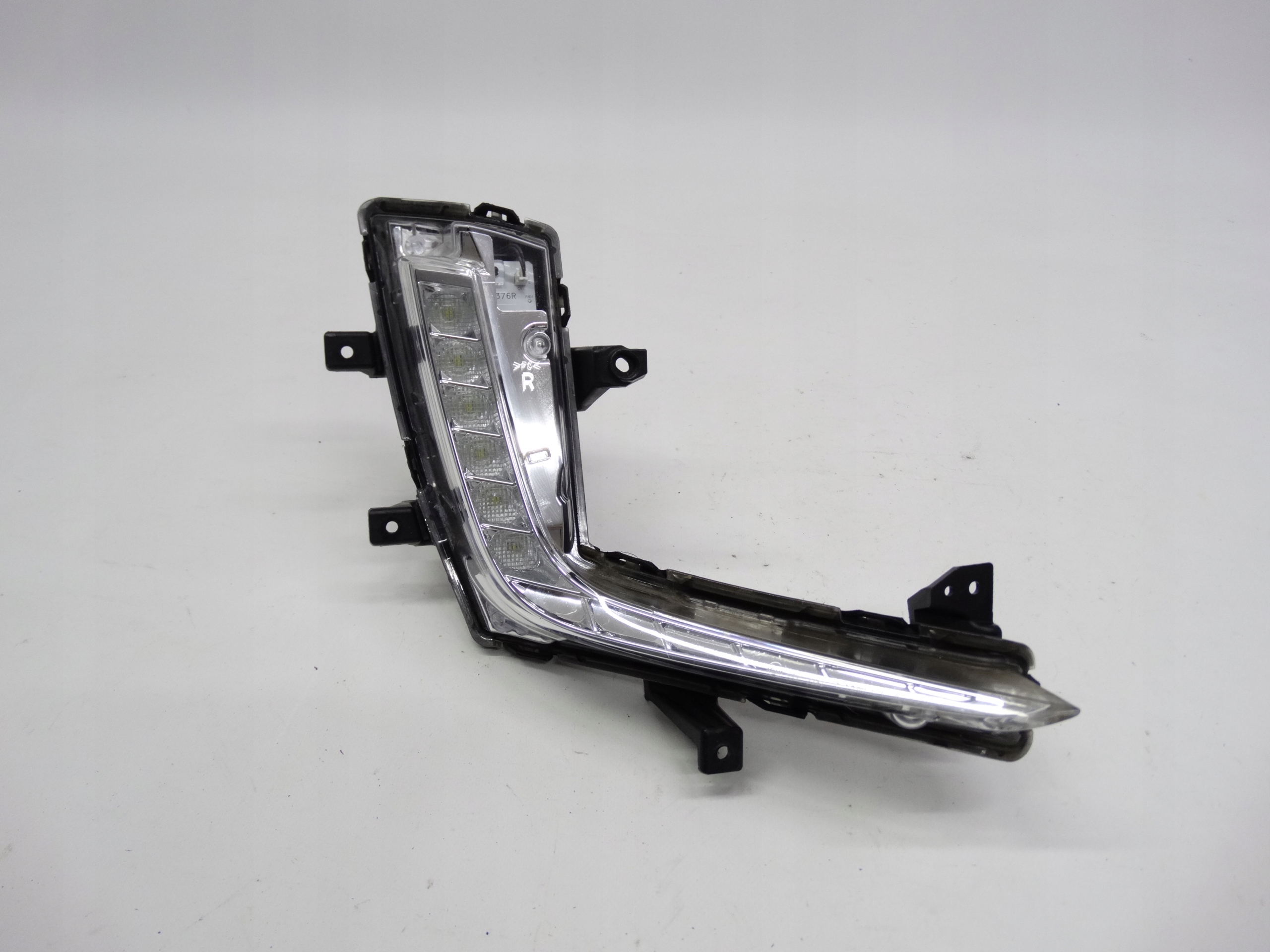 Second image of Suzuki Swift Mk7 Lift 13-17 lampa prawa LED DRL Stanley W1376E oryginalna