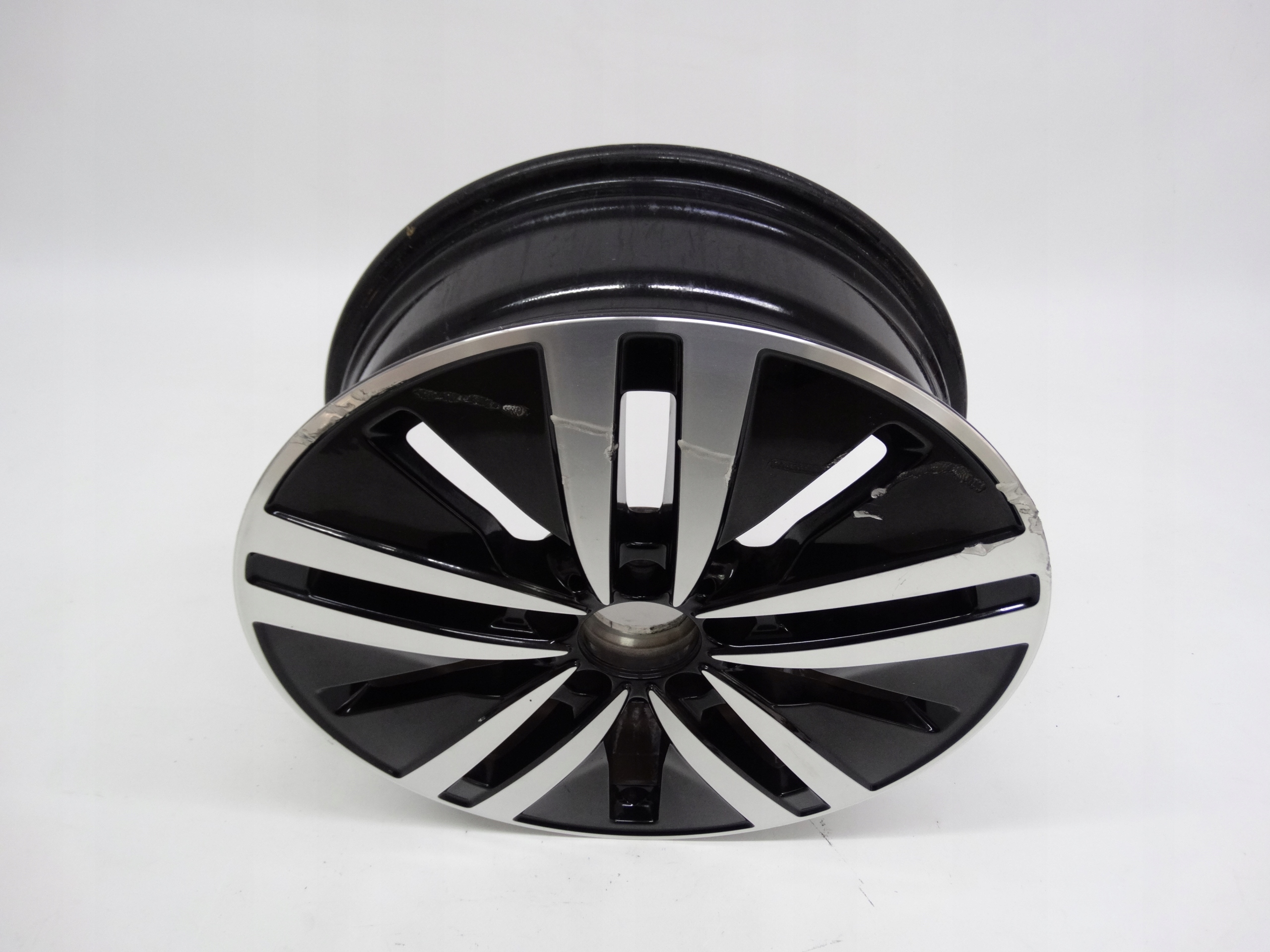 Second image of Mercedes A-Klasa W177 felga 17 cali A1774010200 oryginalna