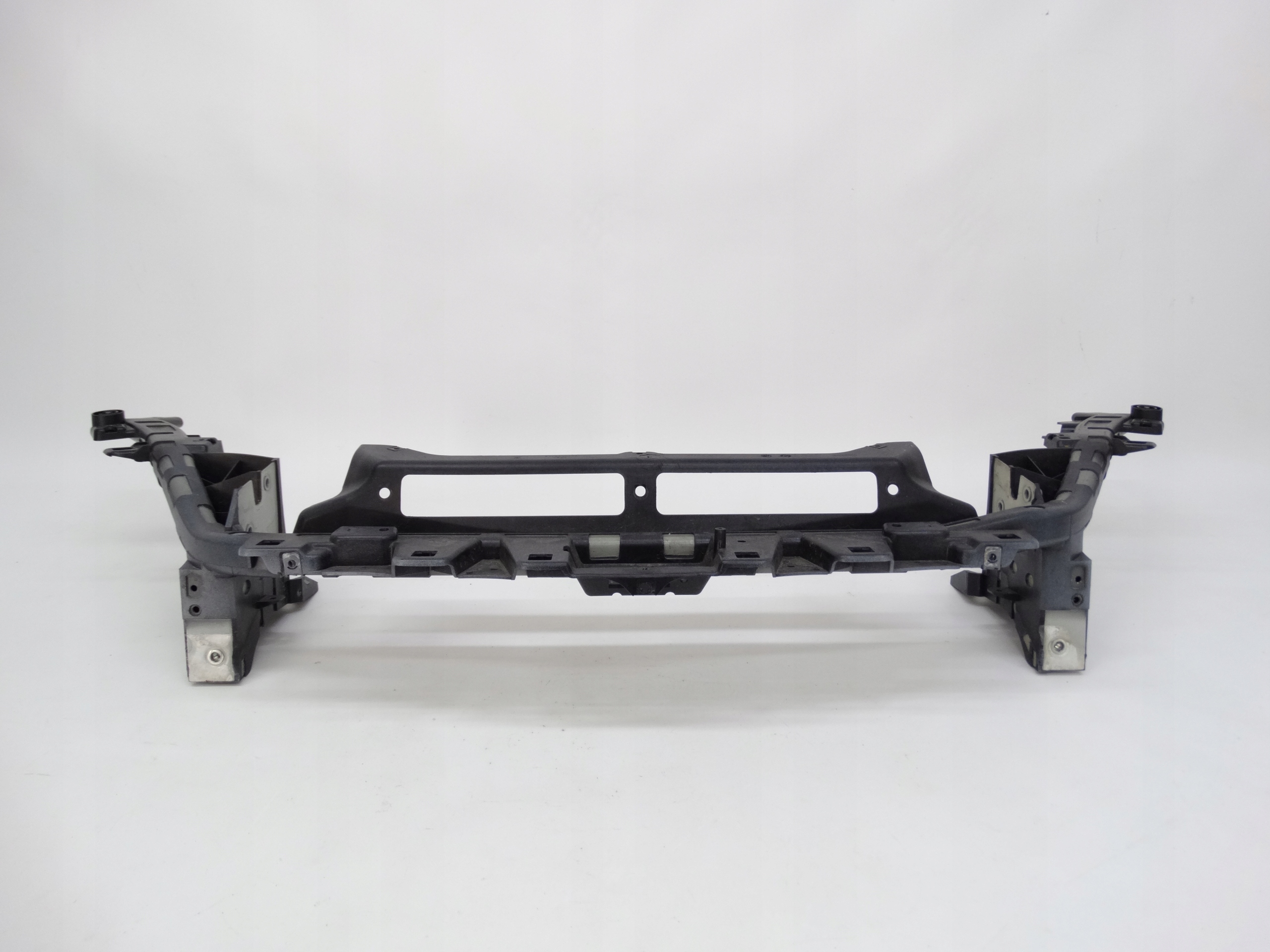 Second image of Maserati Levante M161 pas przedni górny wzmocnienie 6700034073 oryginalne