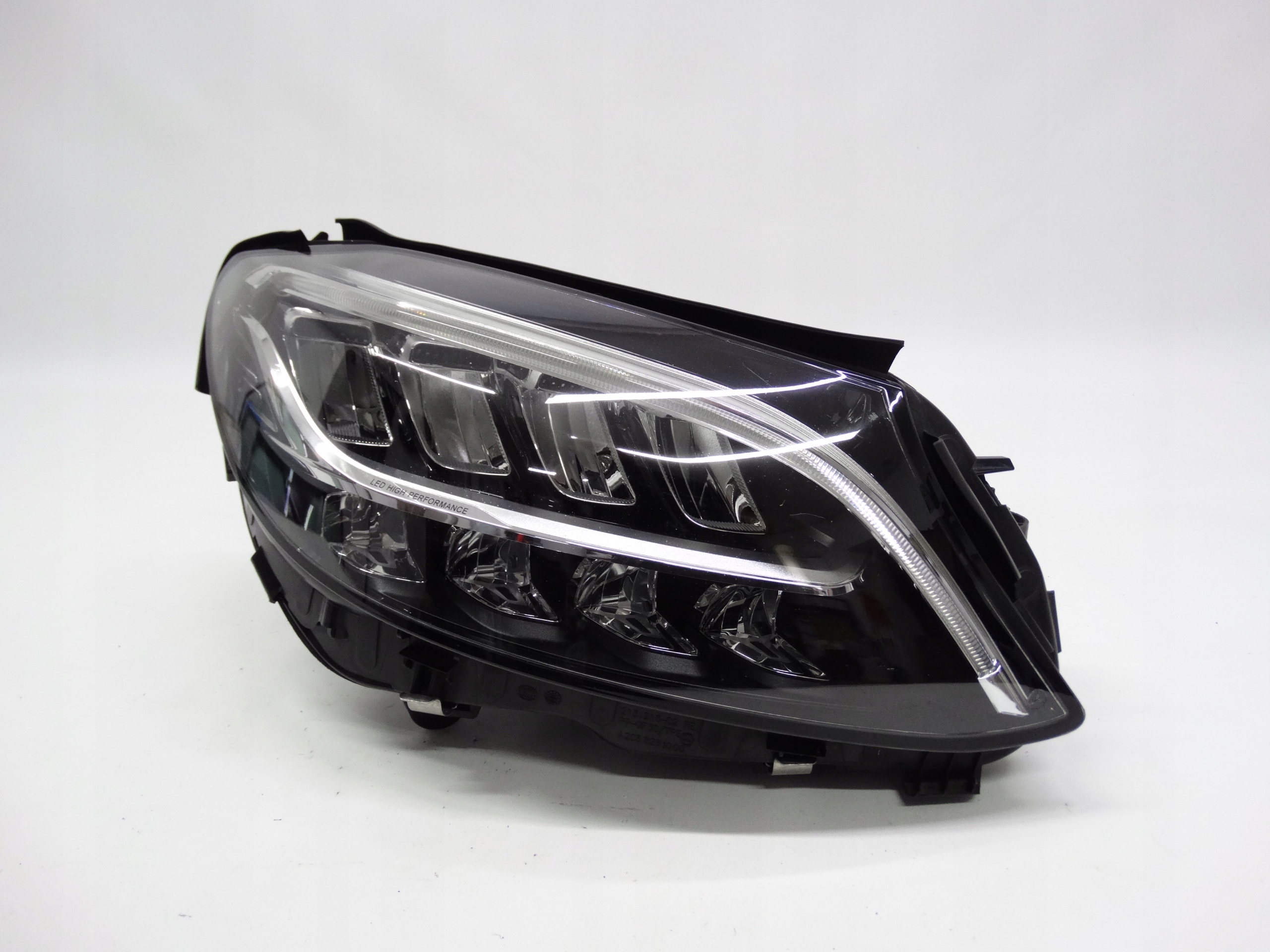 Second image of Mercedes C-Klasa W205 Lift 18-21 lampa High Performance LED A2059062206