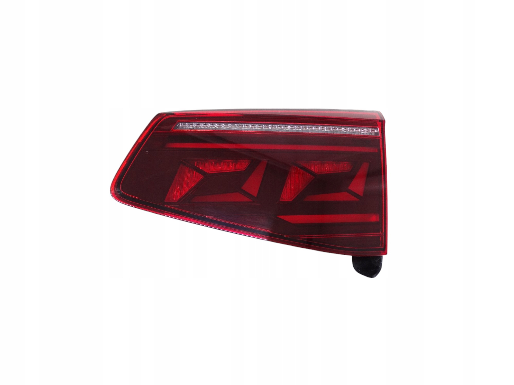 VW Passat B8 R-line Kombi Lift 19-23 lampa prawa LED w klapę 3G9945308L