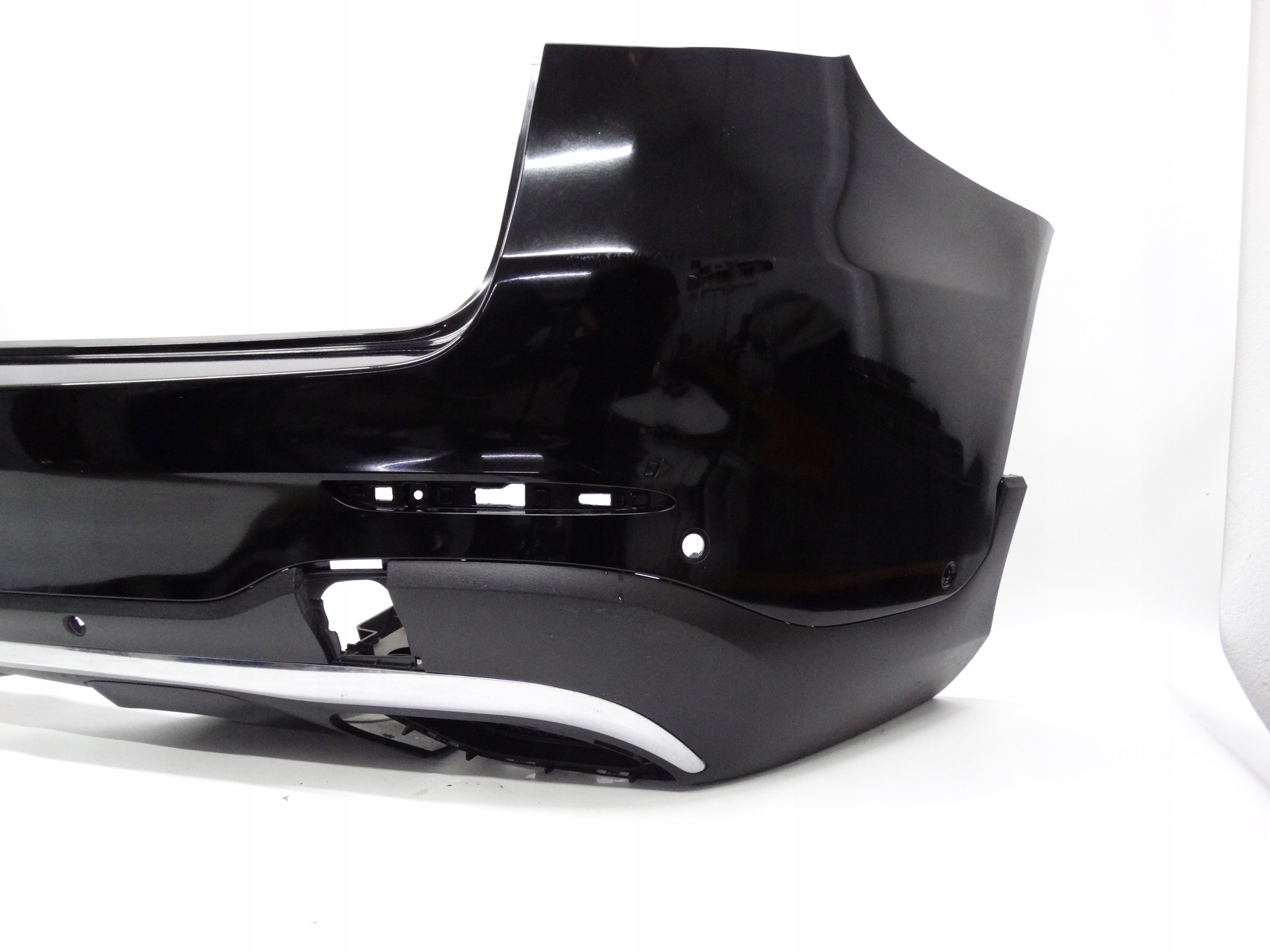 Second image of Mercedes GLC AMG Line W253 15-19 zderzak tylny oryginalny A2538850200