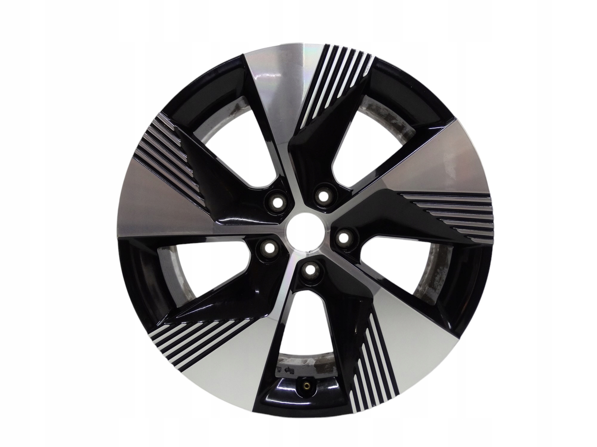 Renault Megane V E-Tech felga 18 cali 403002015R oryginalna