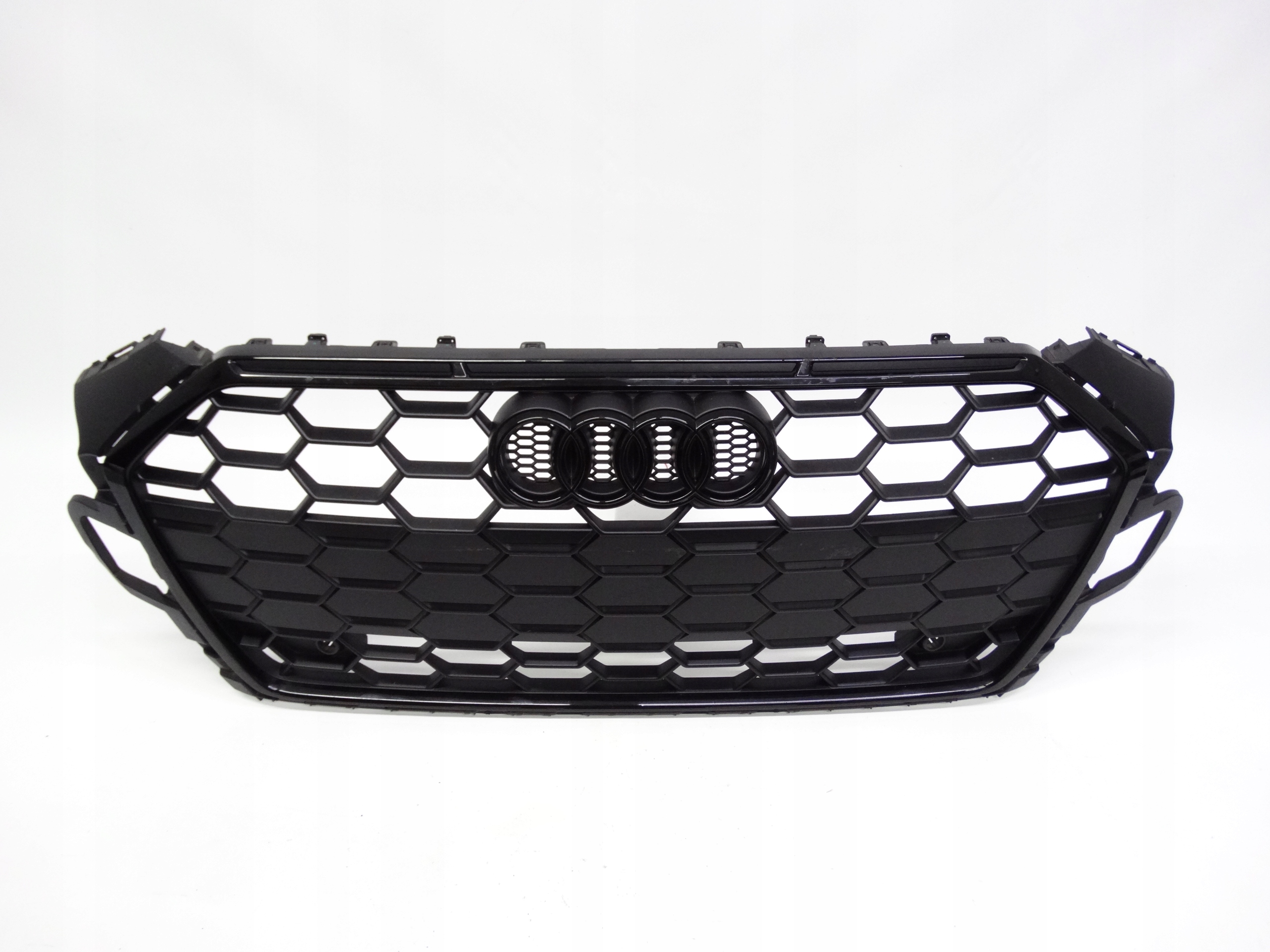 Second image of Audi A5 II 8W S-Line Lift 19- grill atrapa 8W6853651BL oryginalny