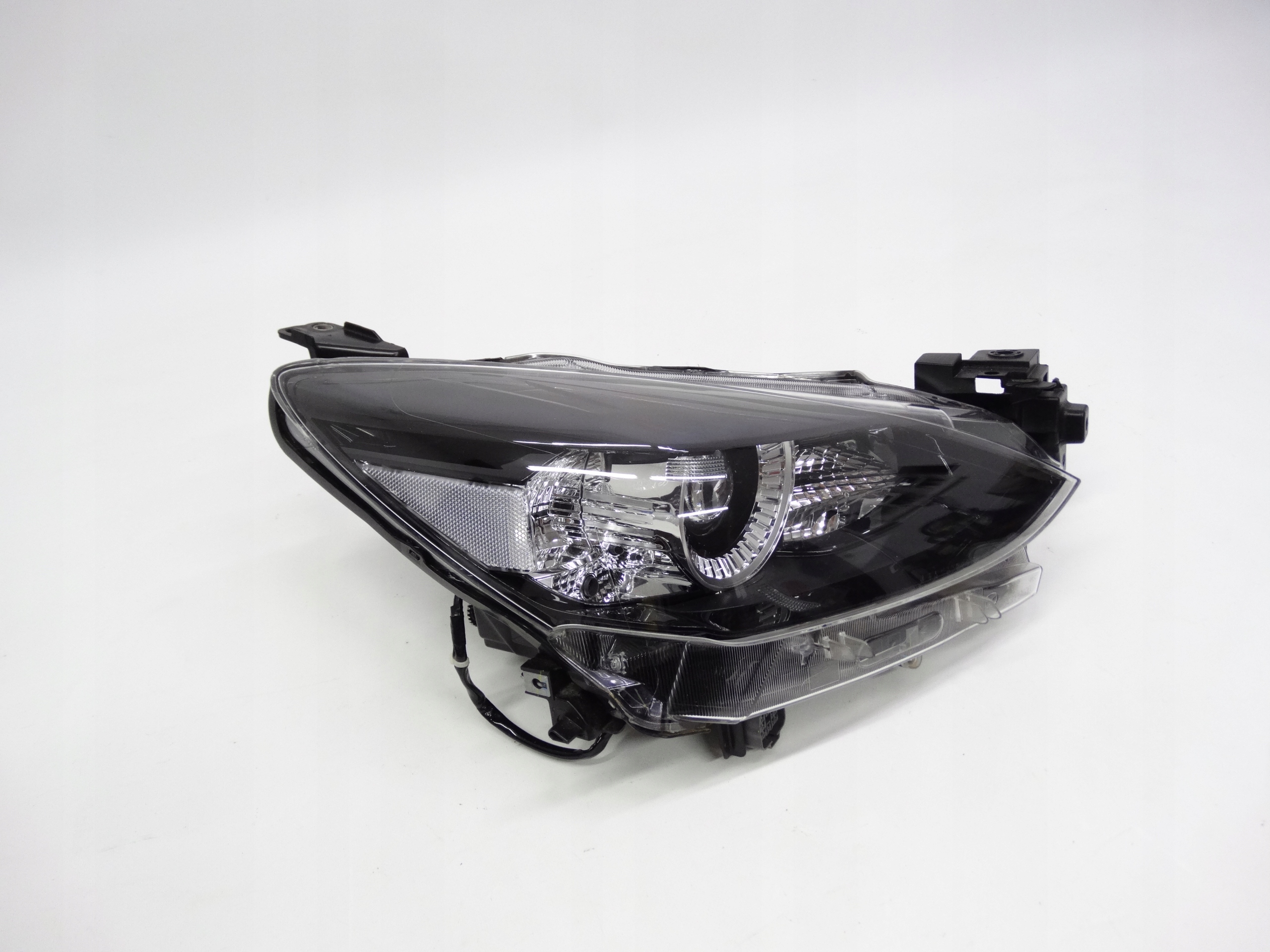 Second image of Mazda 2 III Lift DJ DL 19- lampa prawa Full LED 13 Pin D43N-51030 oryginał