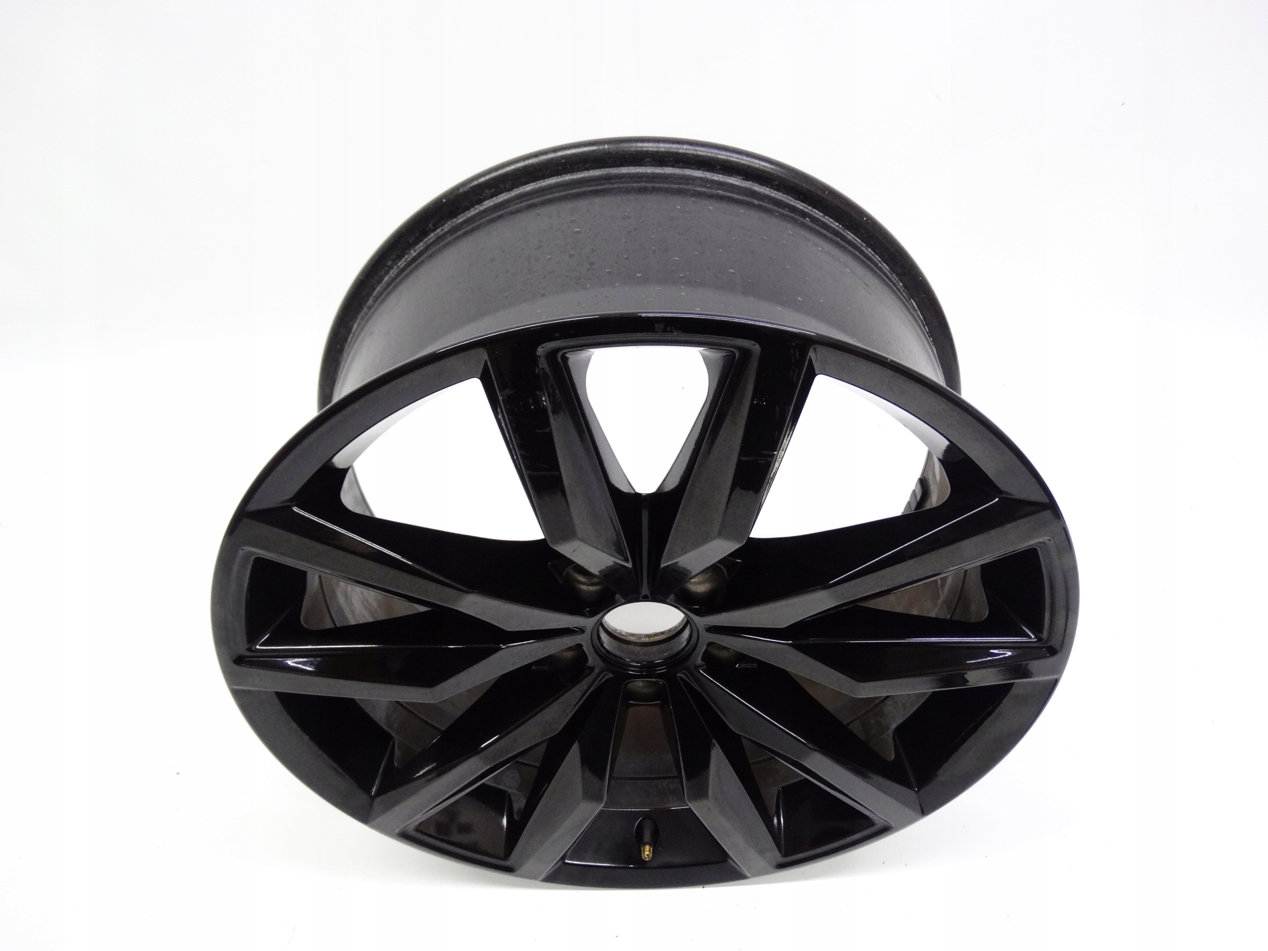 Second image of VW Scirocco felga 18 cali 1K8601025AN oryginalna