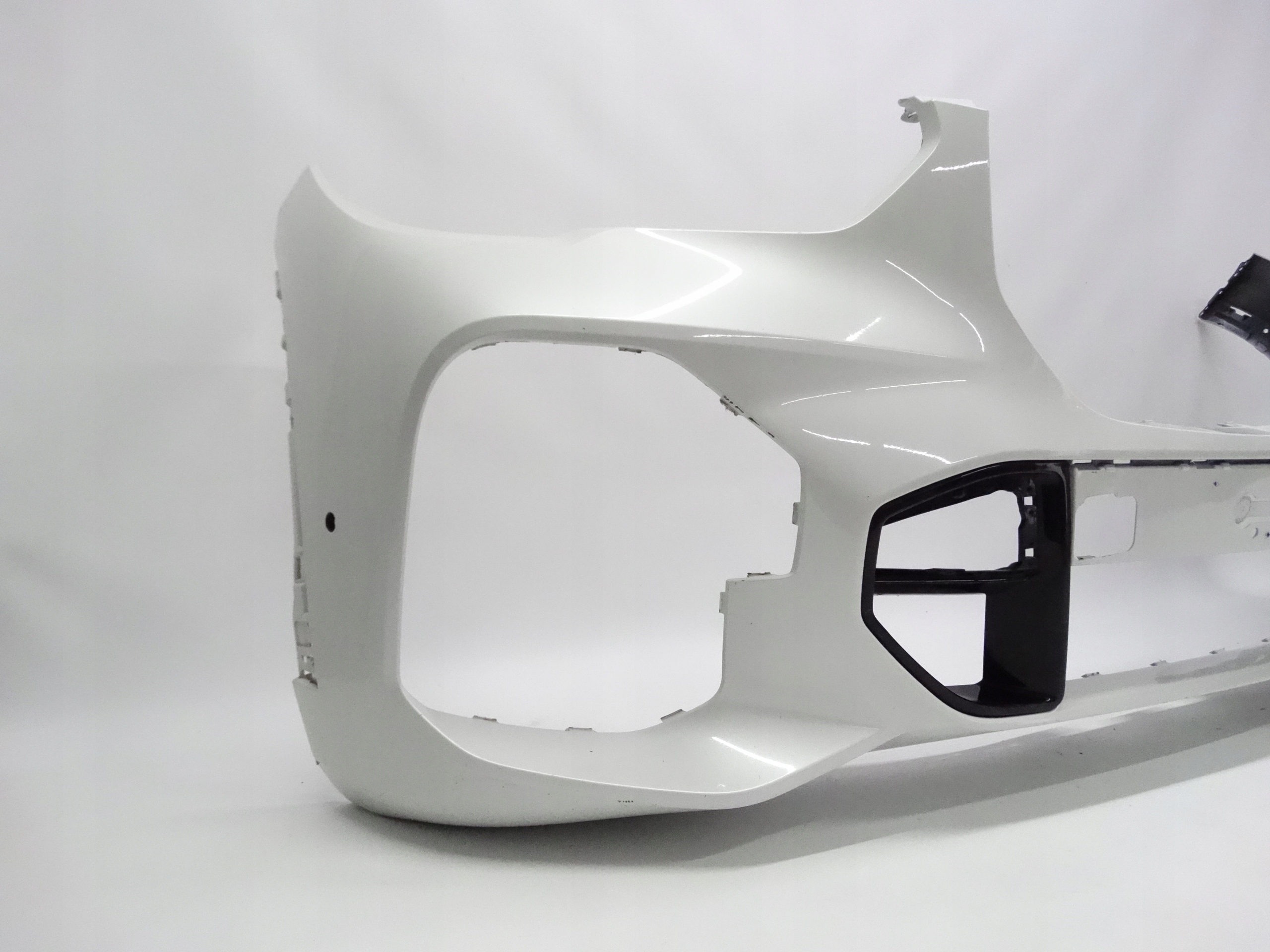 Second image of BMW X5 G05 M-Pakiet 2018-2023 zderzak przedni 8069207 oryginalny