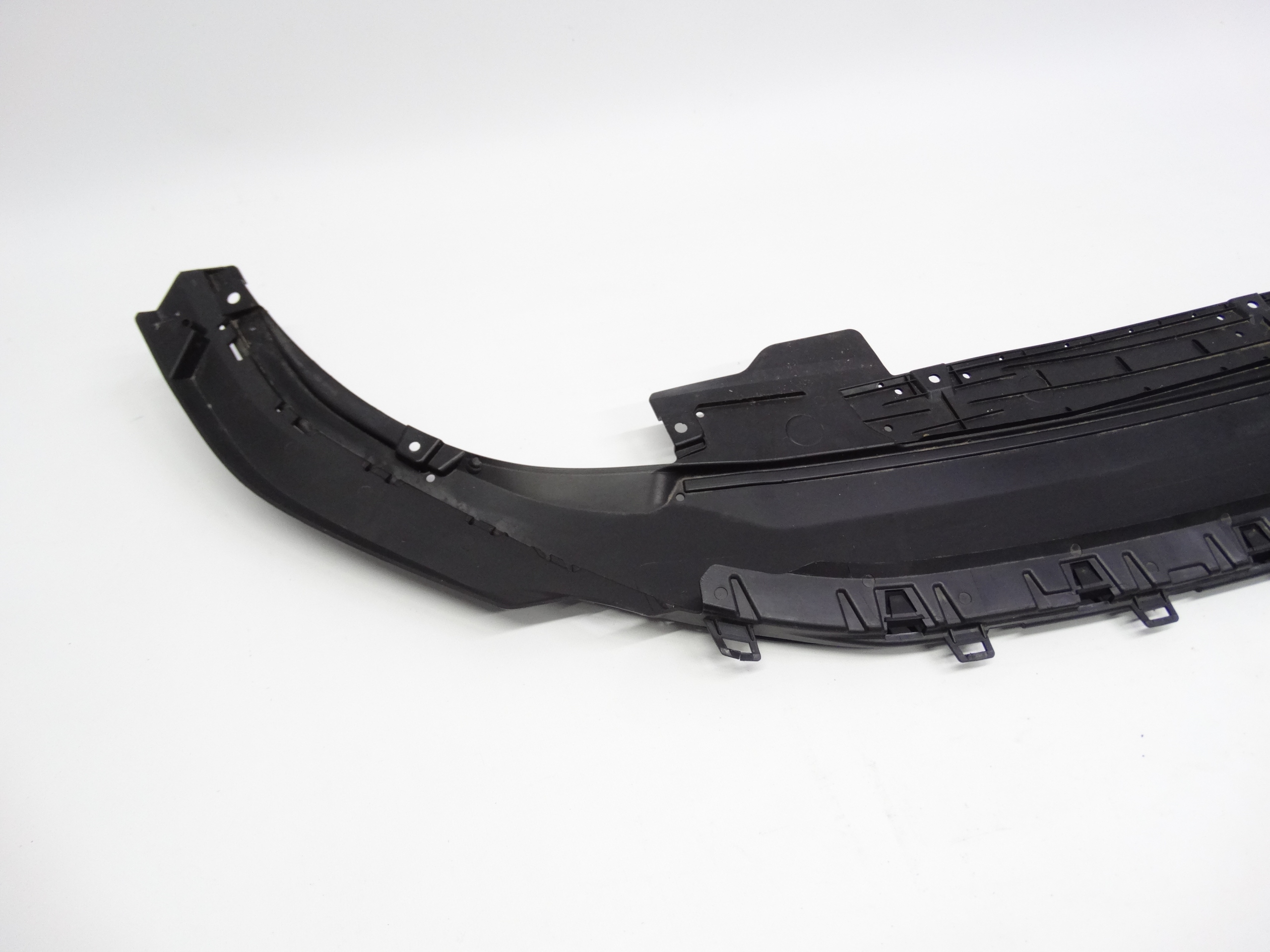 Second image of VW Golf VIII R 20-24 spoiler zderzaka przedniego dokładka 5H0805915S NOWA