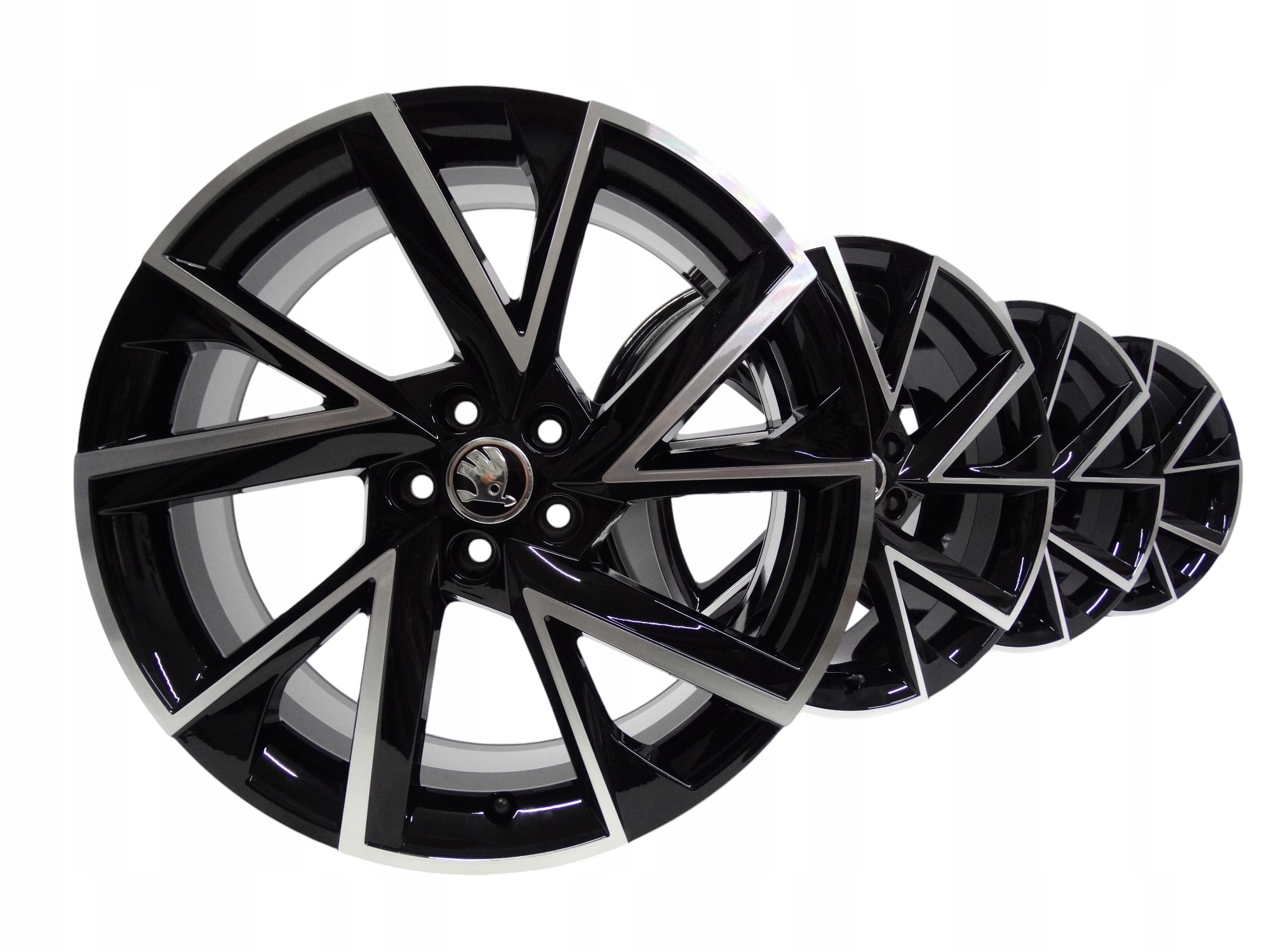 Skoda Scala Kamiq komplet felg 18 cali 657601025G oryginalne