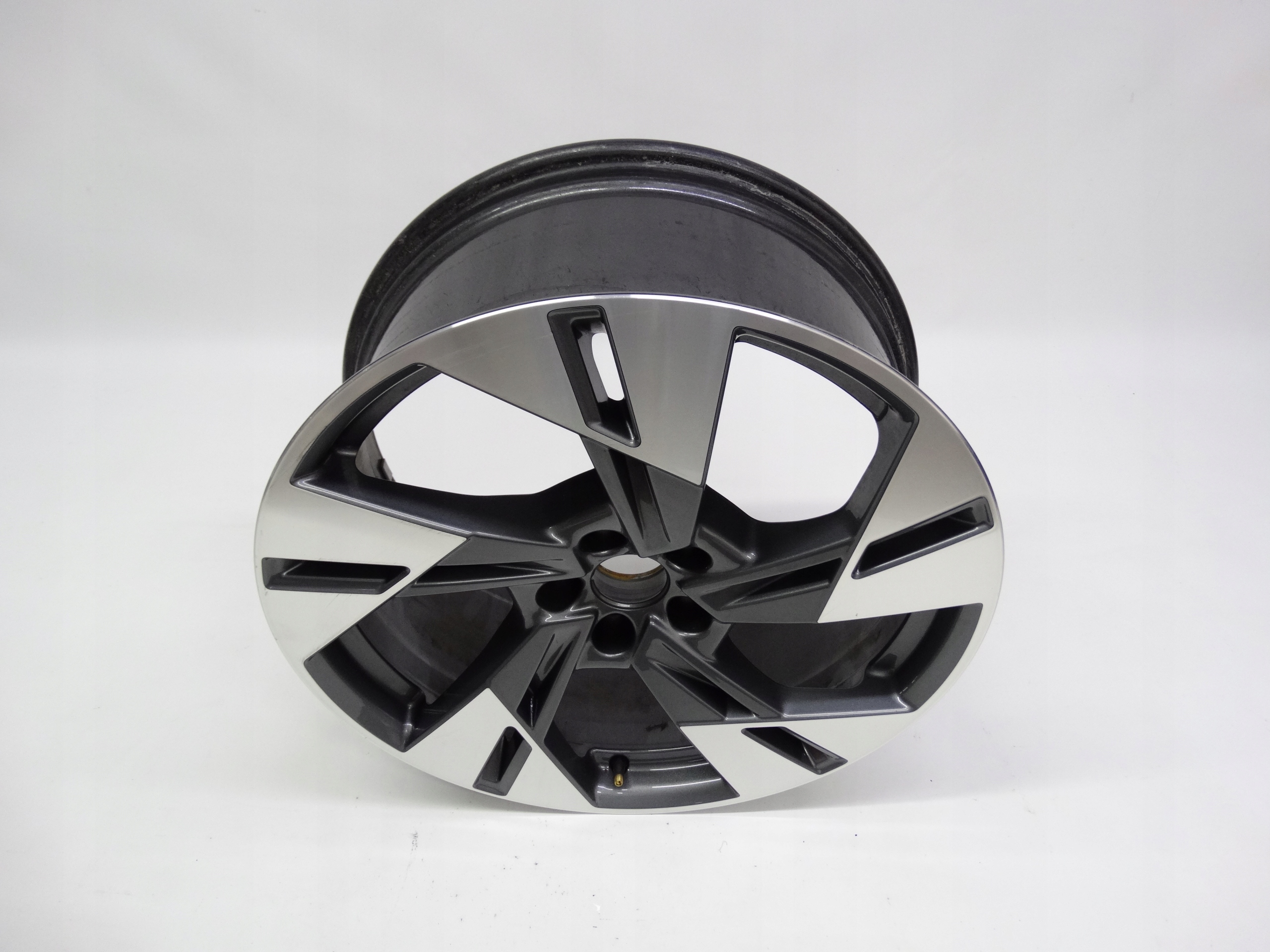 Second image of Audi E-Tron 4KE felga 20 cali 4KE601025T oryginalna