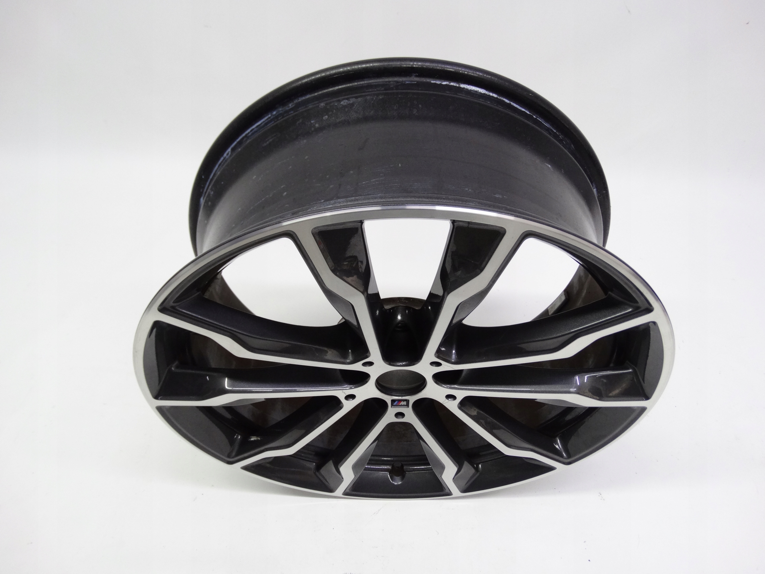 Second image of BMW X3 G01 X4 G02 felga 20 cali przednia 8010268 oryginalna