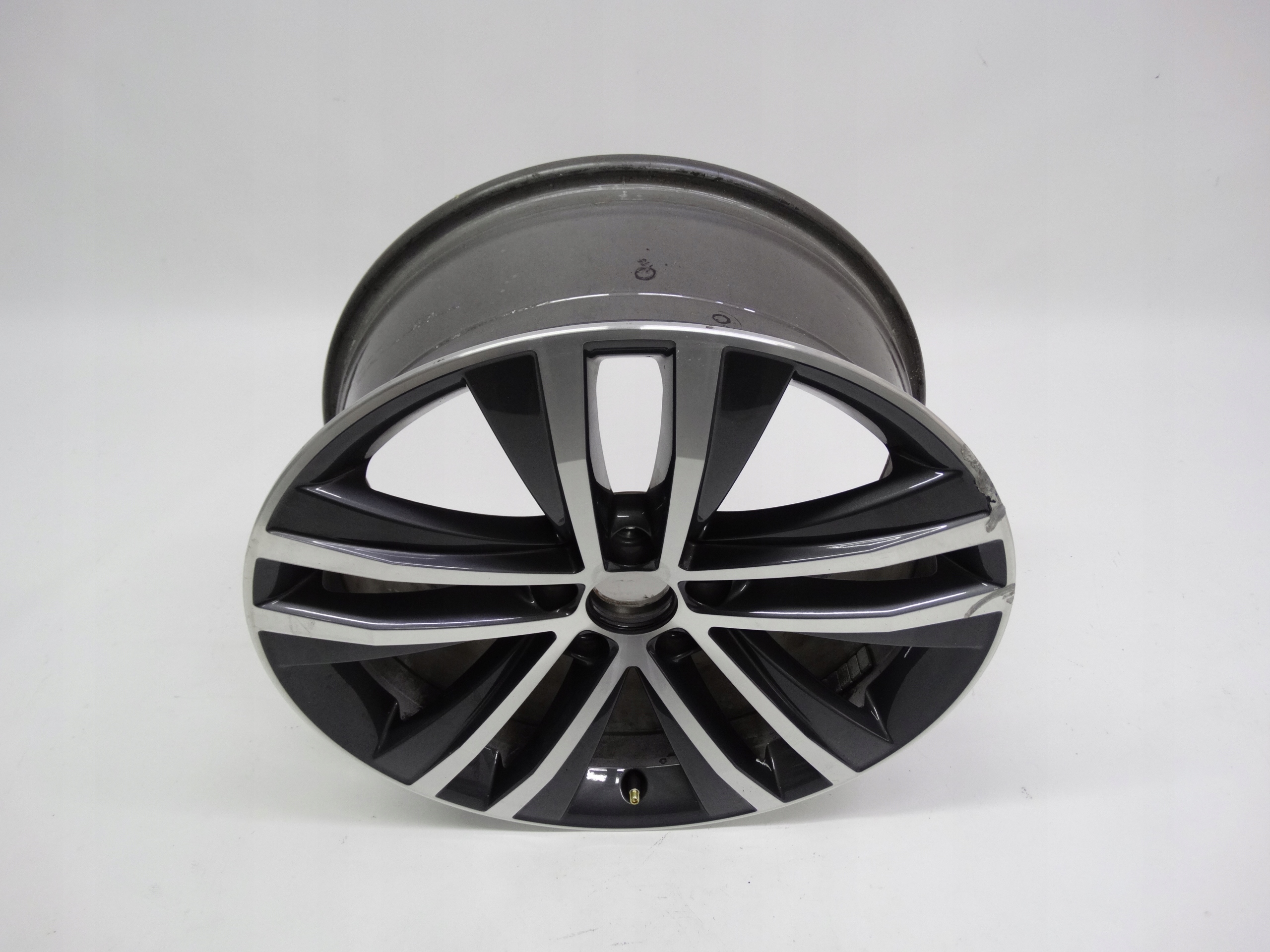 Second image of VW Sharan 7N0 felga 18 cali oryginalna 7N0601025F