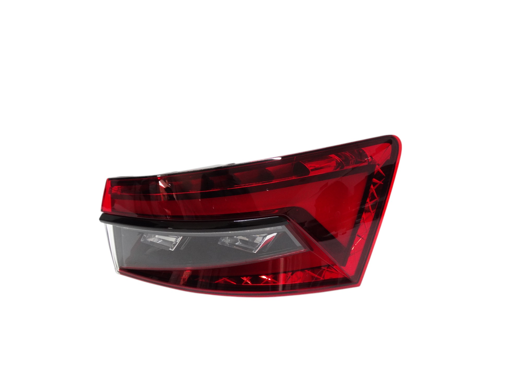 Skoda SuperB III Kombi Lift 19-24 lampa tylna prawa LED 3V9945208B oryginał