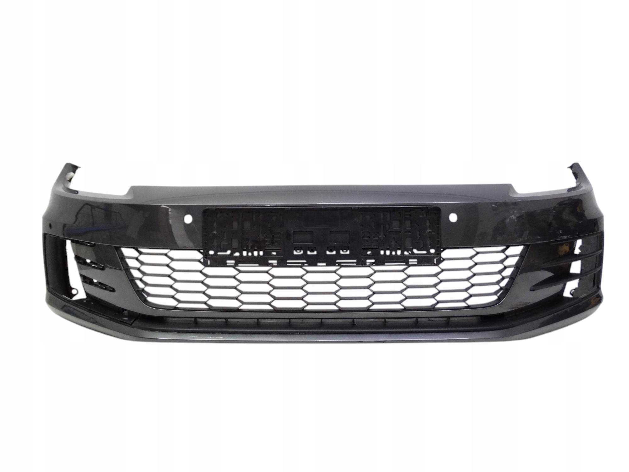 VW Scirocco III Lift 1K8 14-17 zderzak przedni 1K8807101 oryginalny