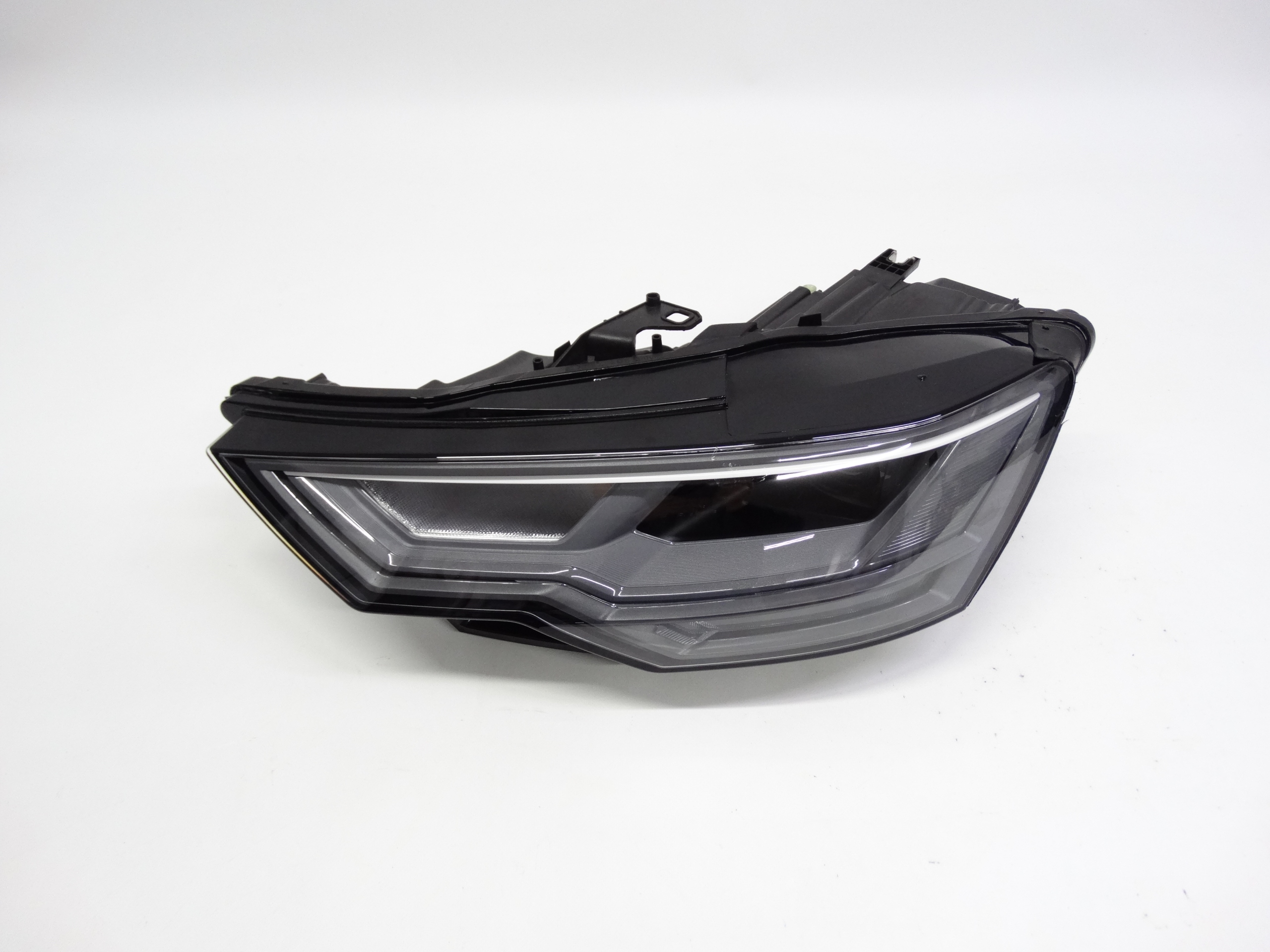 Second image of Audi A6 C8 4K 18-24 lampa lewa Full LED 4K0941033 oryginalna