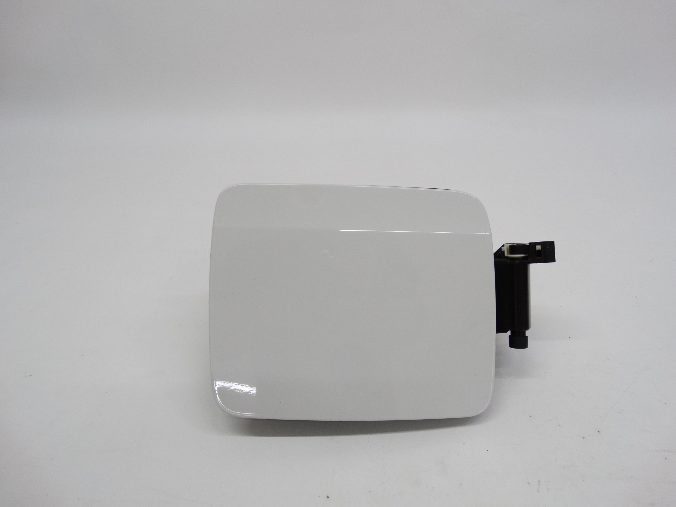 Second image of BMW i3 I01 klapka ładowania + oświetlenie 7335767 oryginalne