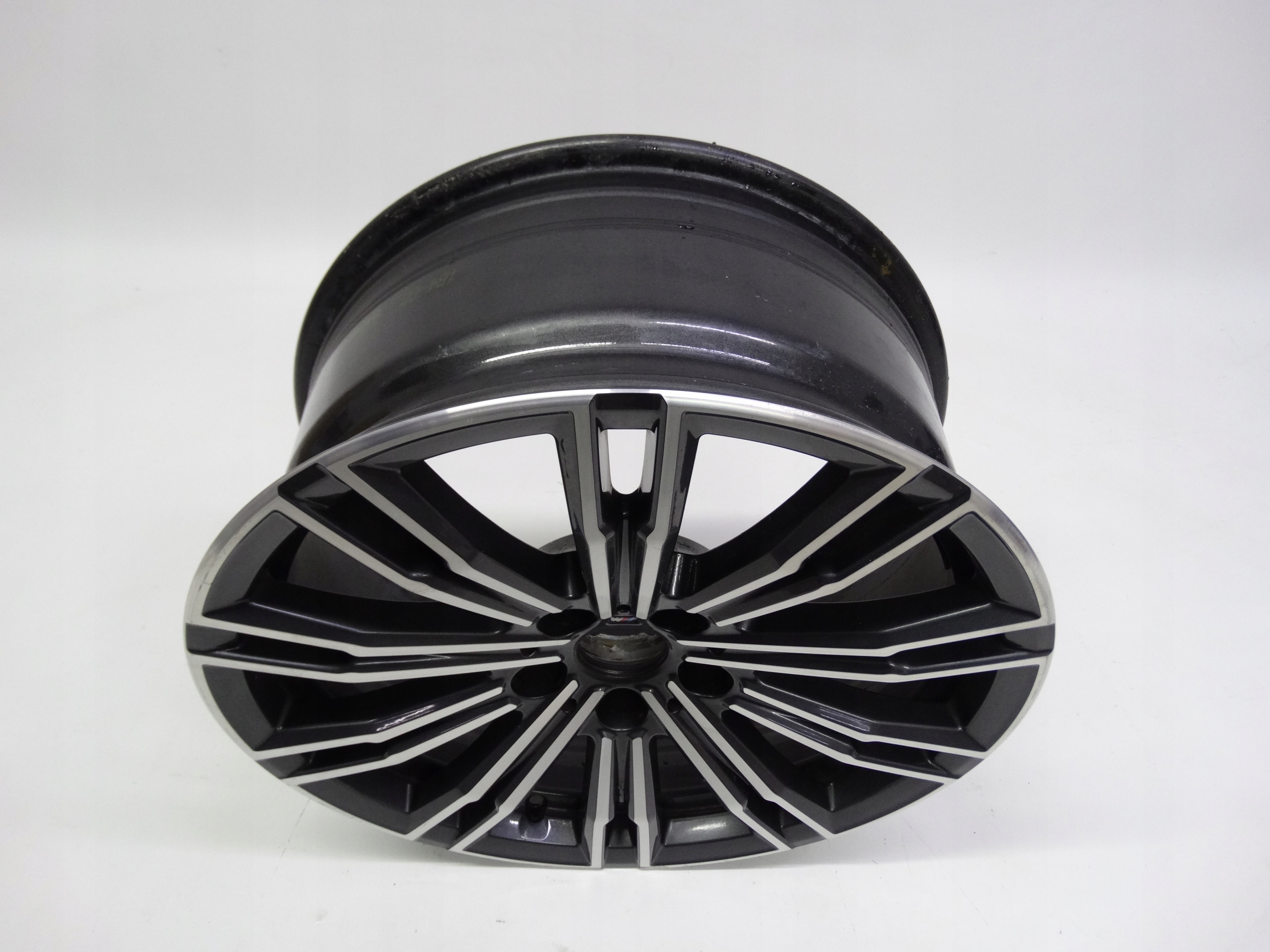 Second image of BMW 3 G20 G21 felga tylna 18 cali 8089891 oryginalna