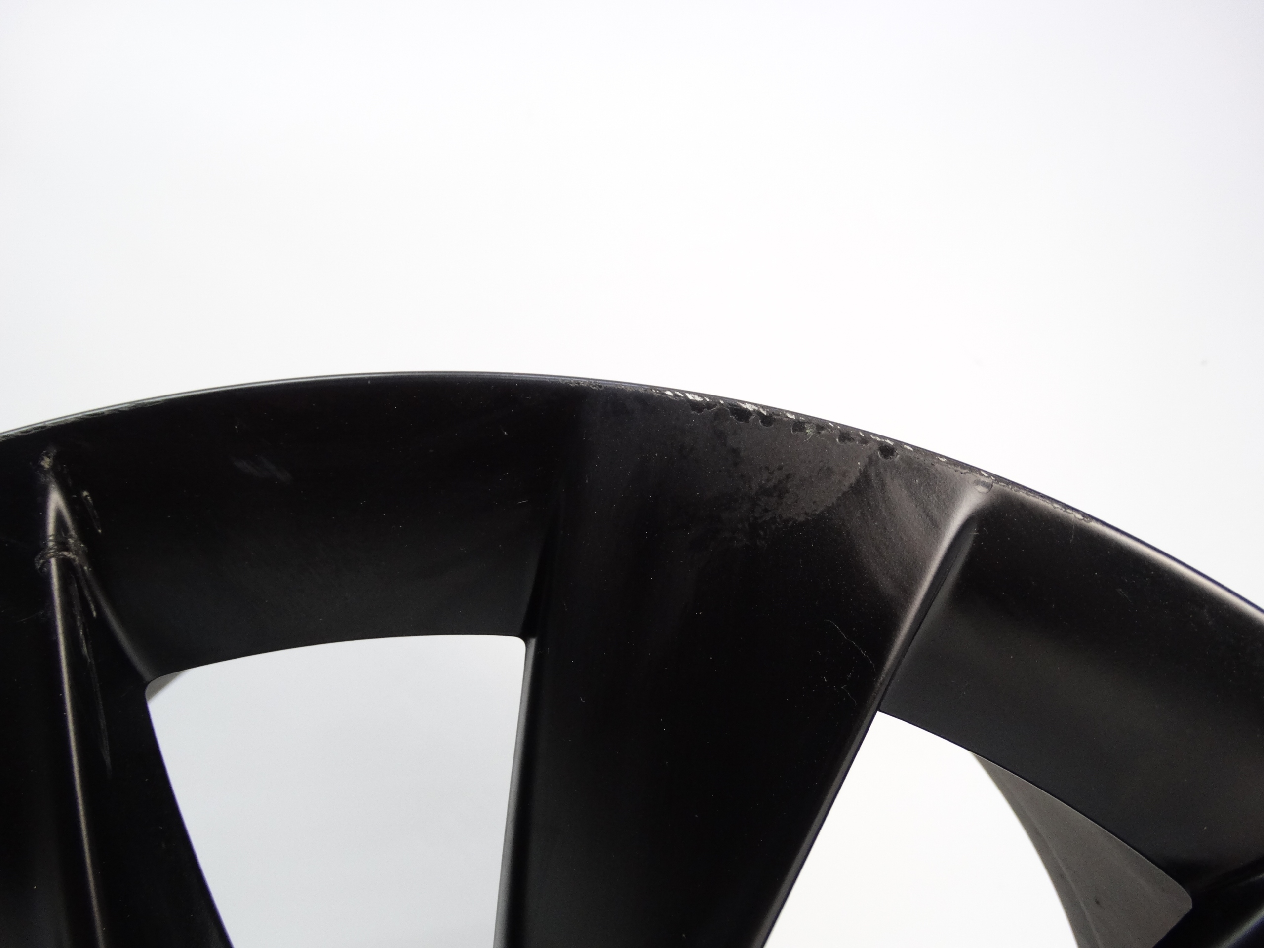 Second image of Tesla Model Y felga 20 cali 1188223-00-B oryginalna