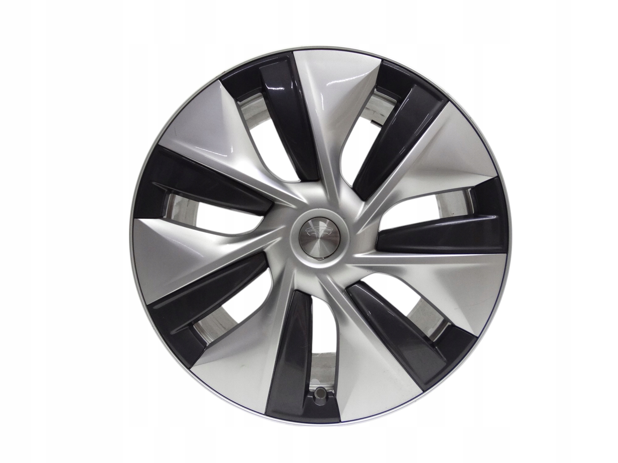 Tesla Model Y felga 19 cali 1188222-00-C oryginalna