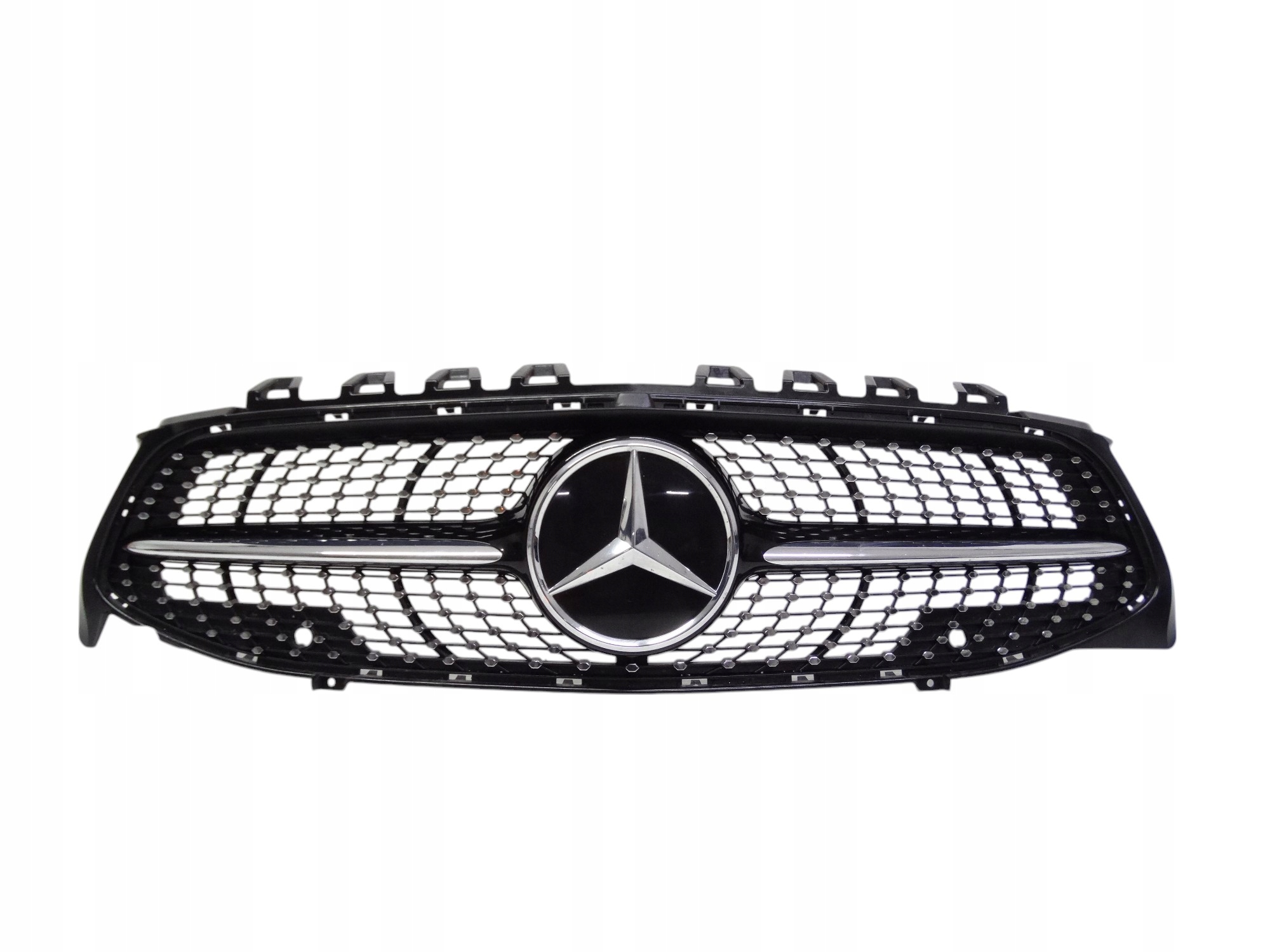 Mercedes CLA II AMG Line W118 C118 X118 19-23 grill atrapa A1188880000
