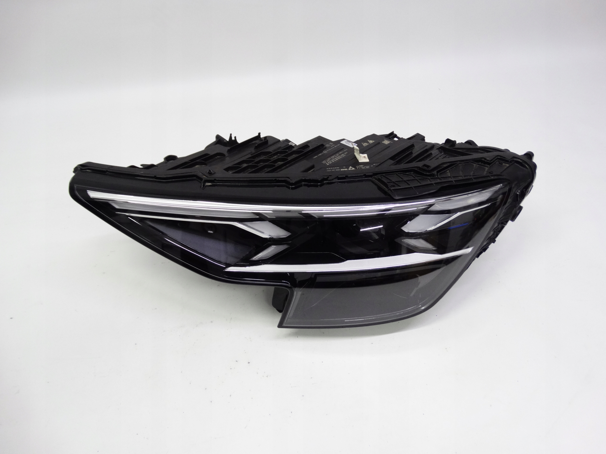 Second image of Audi SQ8 Q8 Lift 4M8 2024+ lampa lewa Laser LED 4M8941085 oryginalna