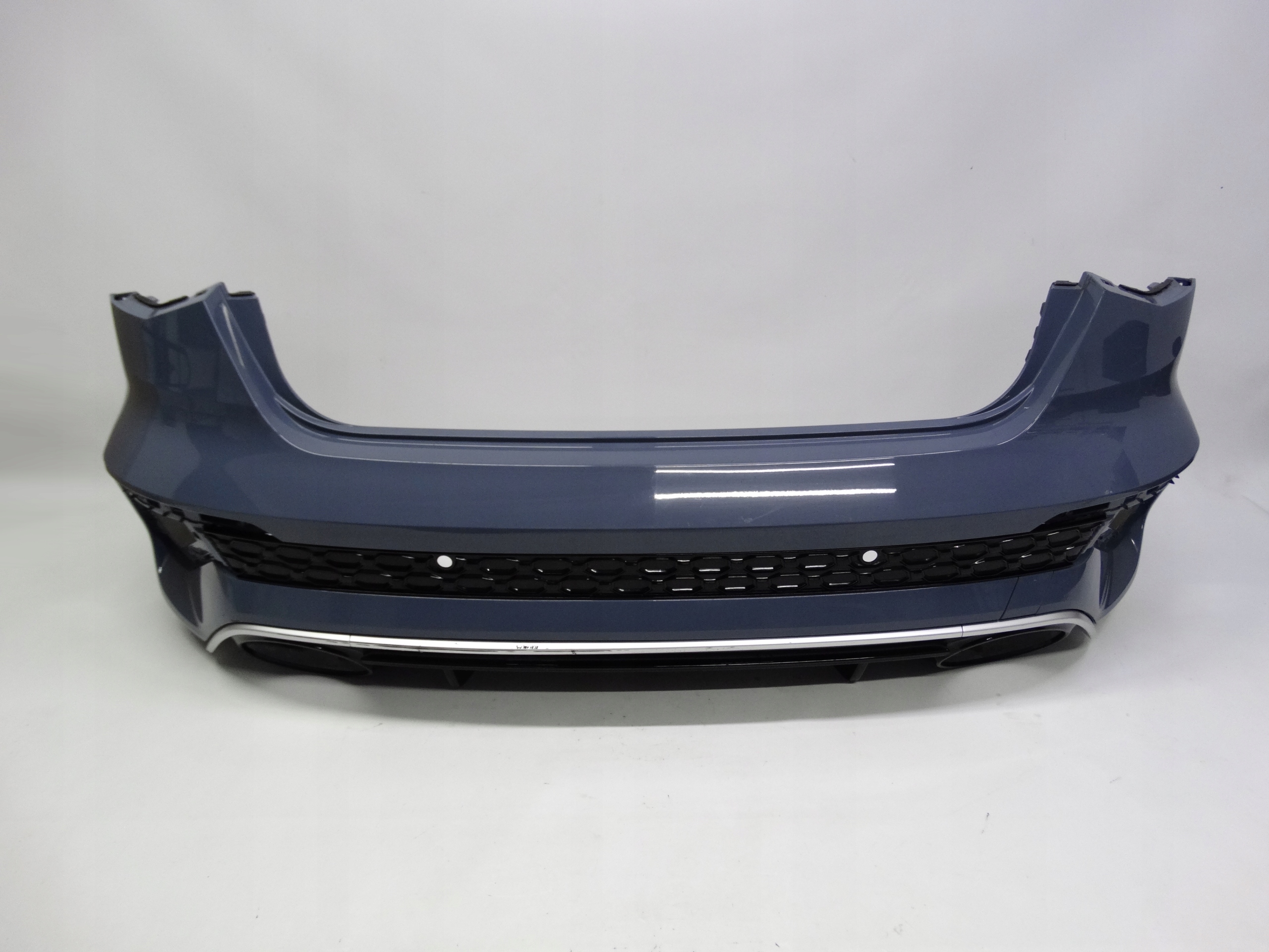 Second image of Audi RS3 8Y sedan 21-24 zderzak tylny oryginalny 8Y5807511G