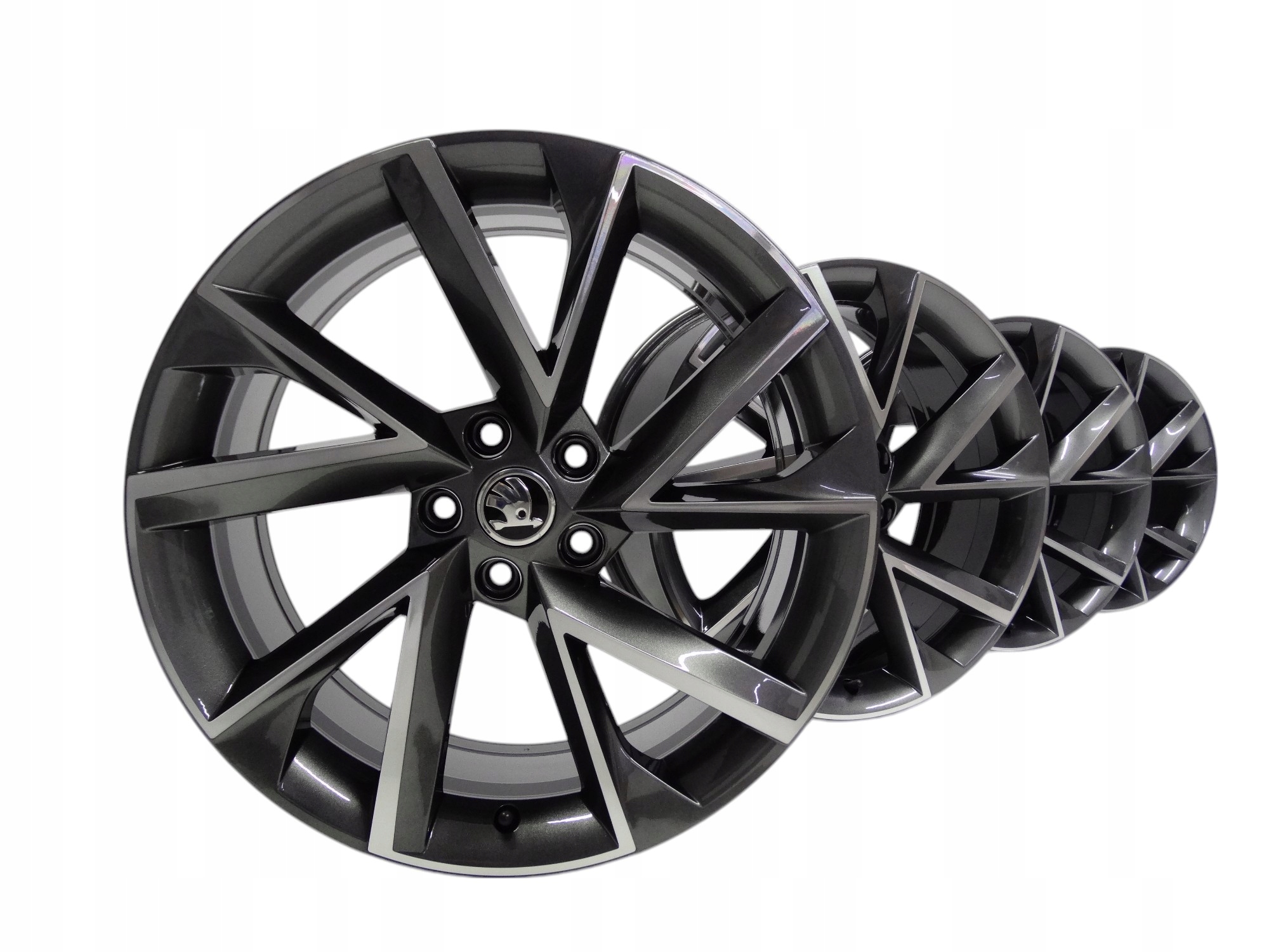 Skoda SuperB III 3V komplet felg 19 cali 3V0601025AP oryginalne