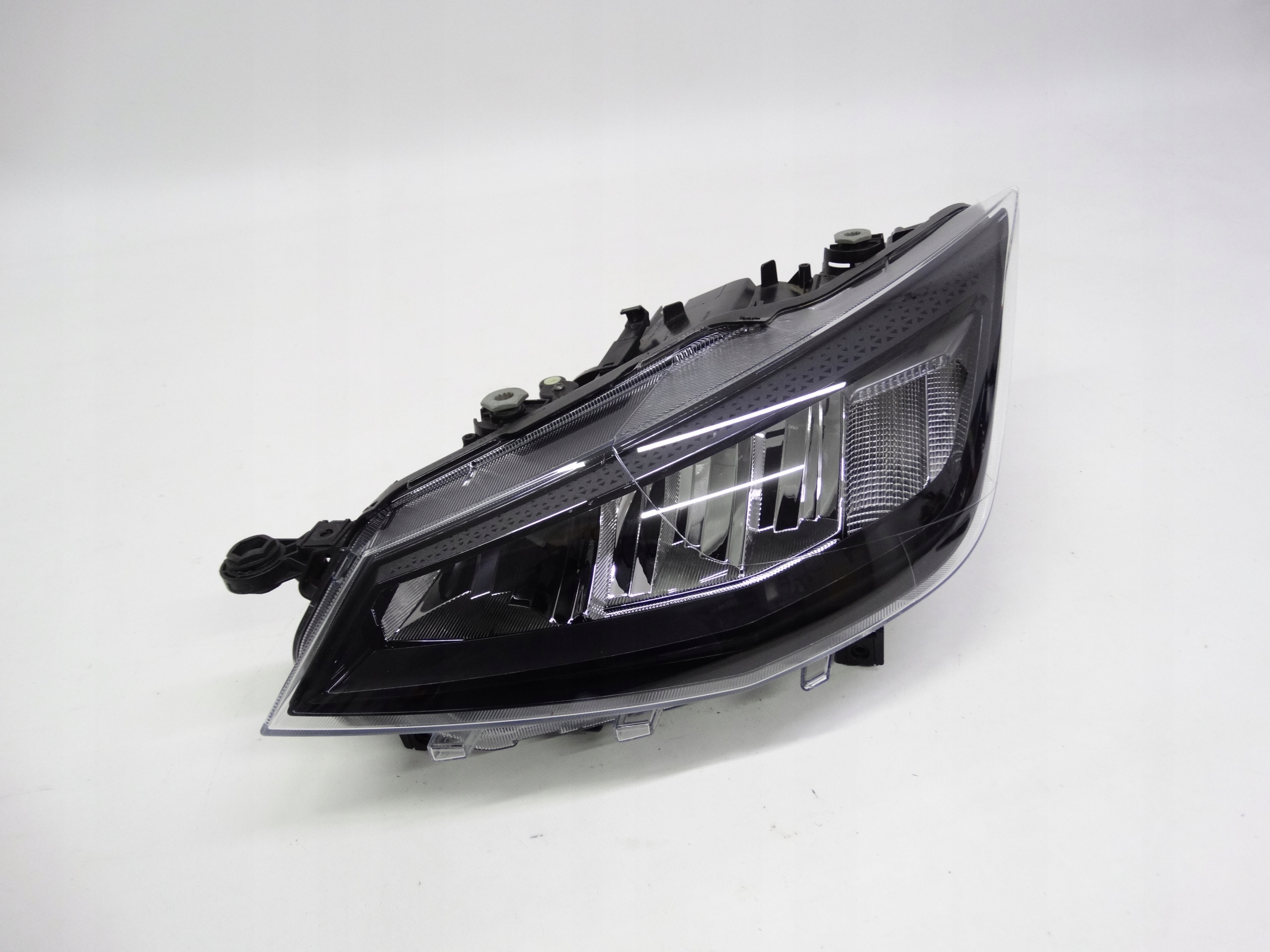 Second image of Seat Ibiza V Lift Arona Lift 21- lampa lewa Full LED 6F1941005F oryginalna