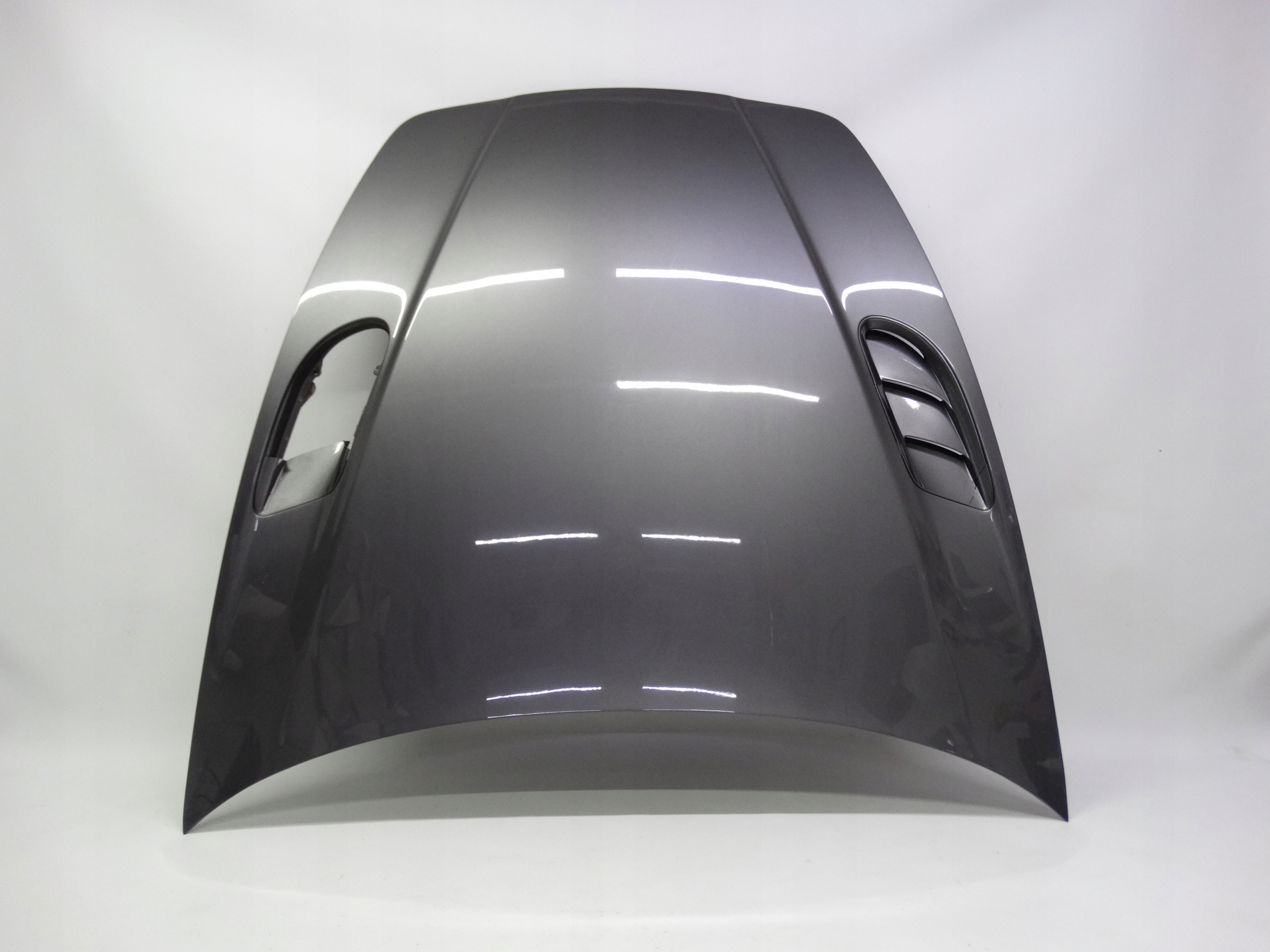 Second image of Maserati 3200 GT 1998-2002 maska pokrywa silnika oryginalna