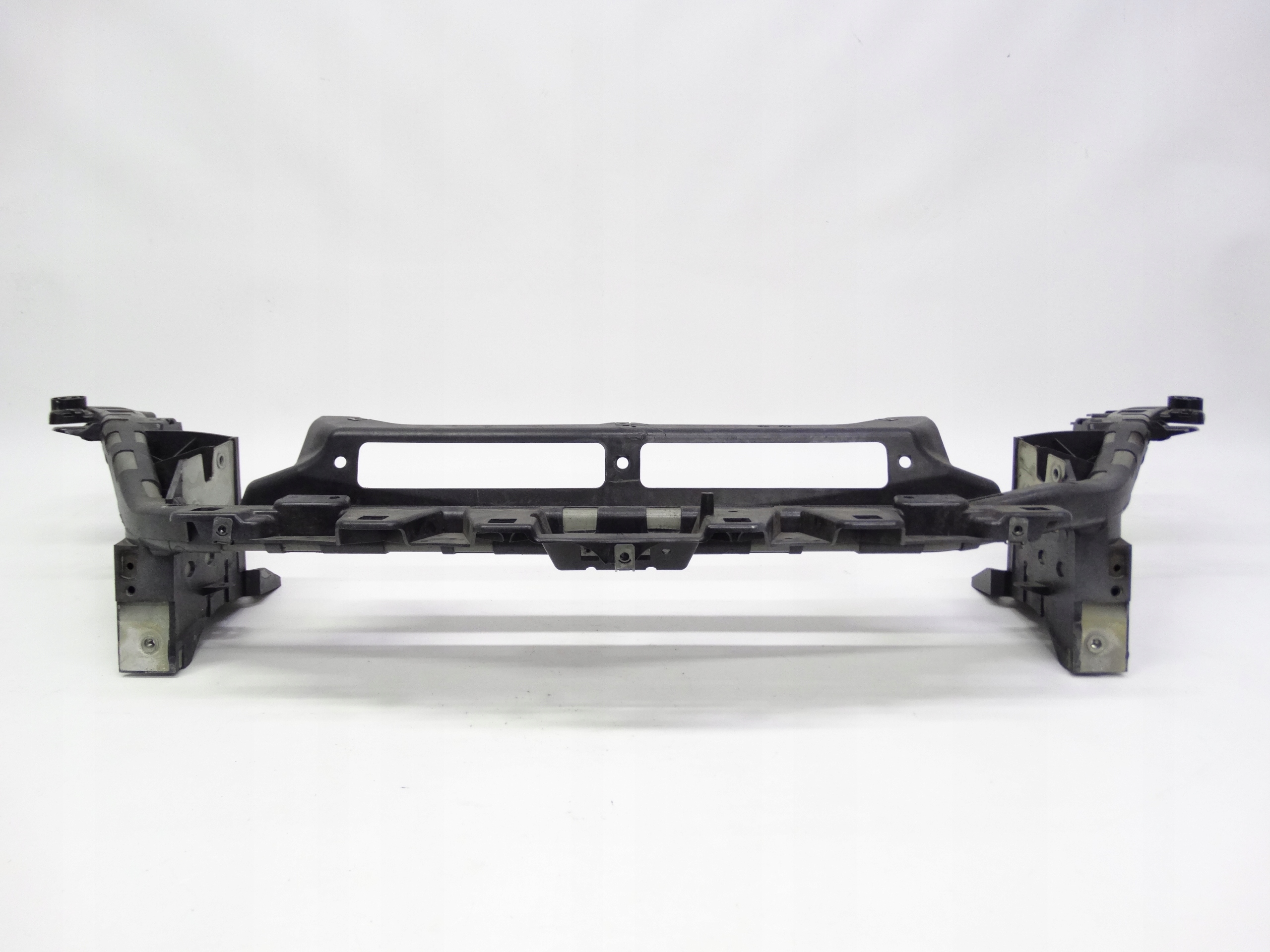 Second image of Maserati Levante M161 pas przedni górny wzmocnienie 6700034073 oryginalne