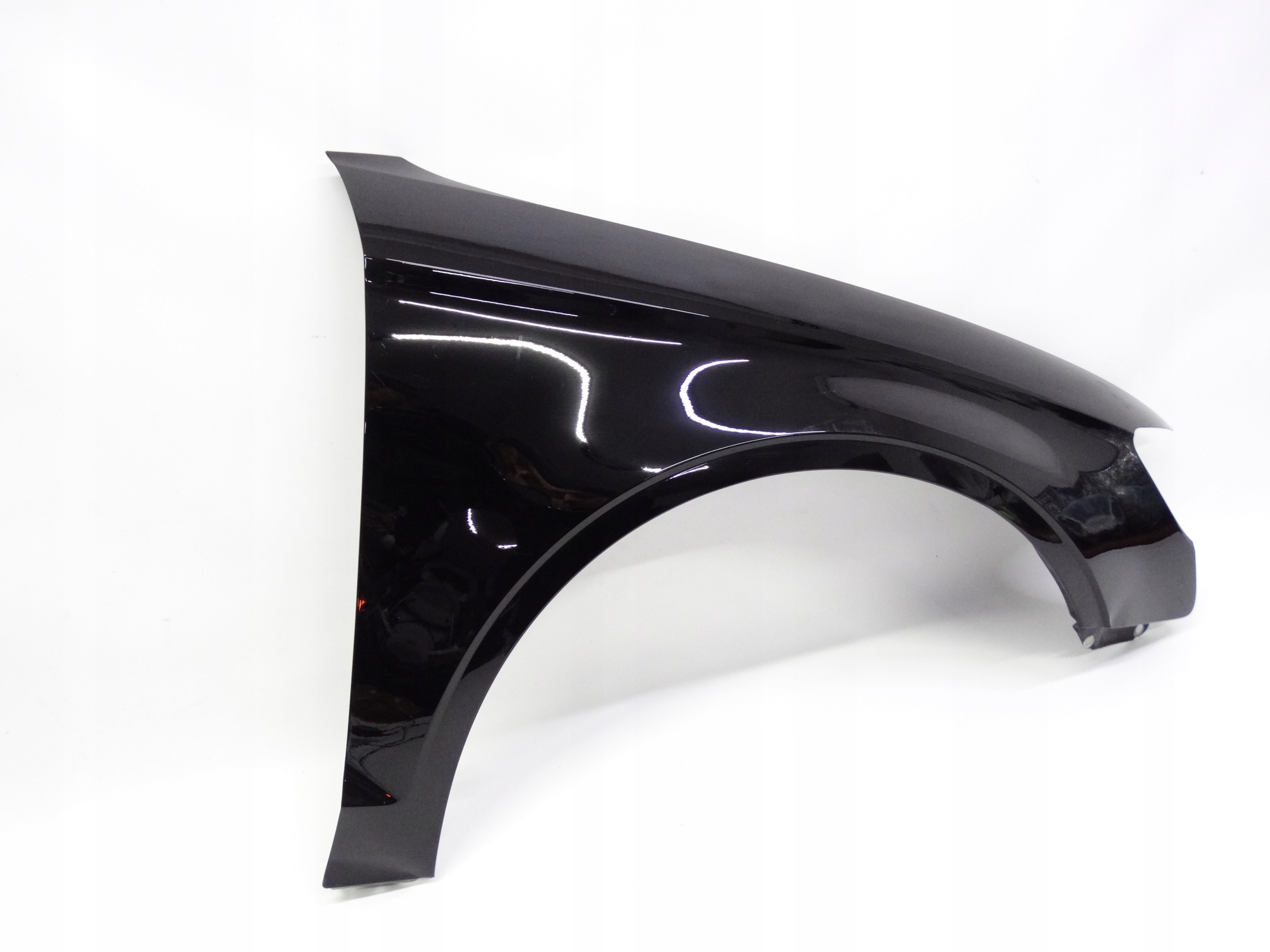 Second image of Audi A3 8V Sedan Cabrio 12-20 błotnik prawy przedni oryginalny